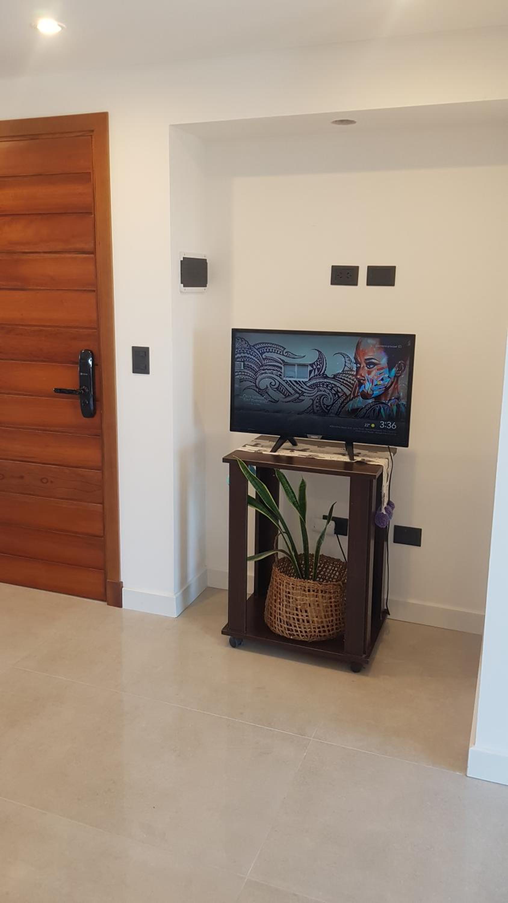 Semipiso Casaverde,con doble vista al mar, frente a la playa!con cochera y balcón terraza