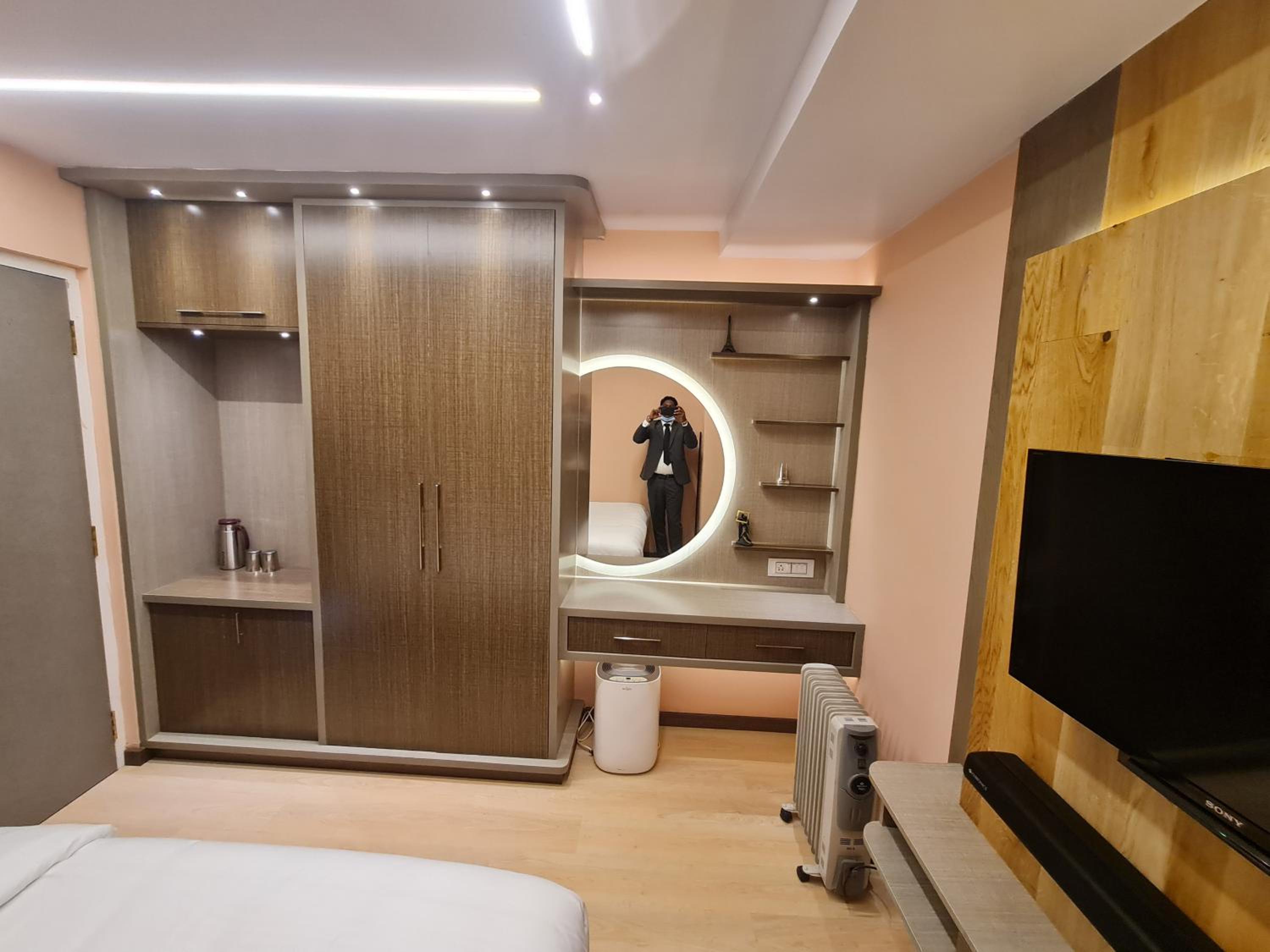 hotel room