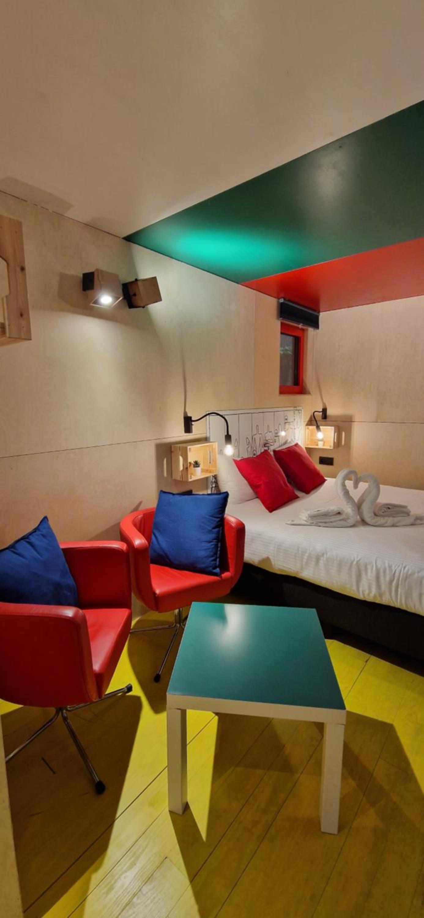 Utopia Village - Art & Nature Lodges