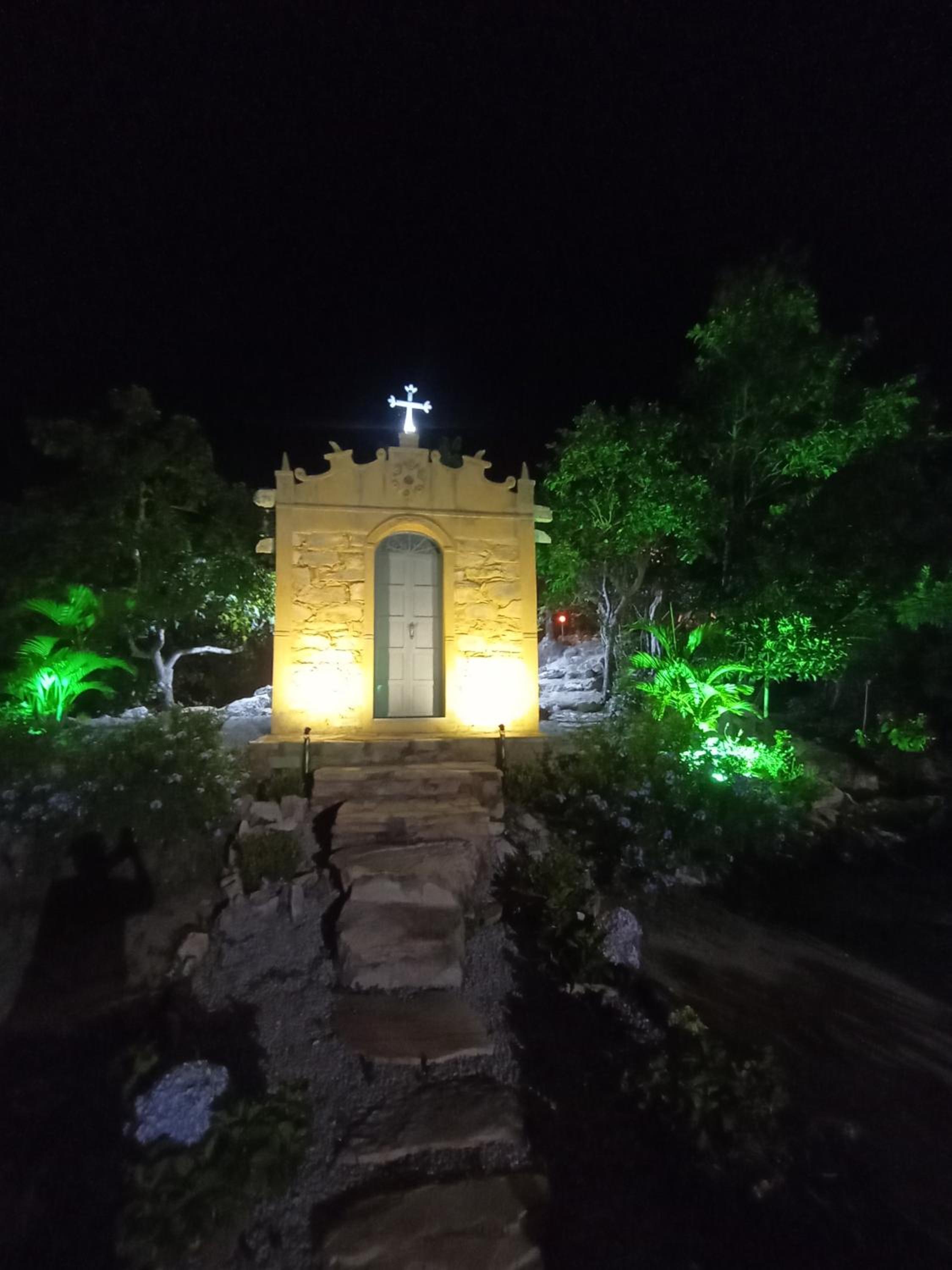 CASA DE CAMPO SENHORA SANTANA