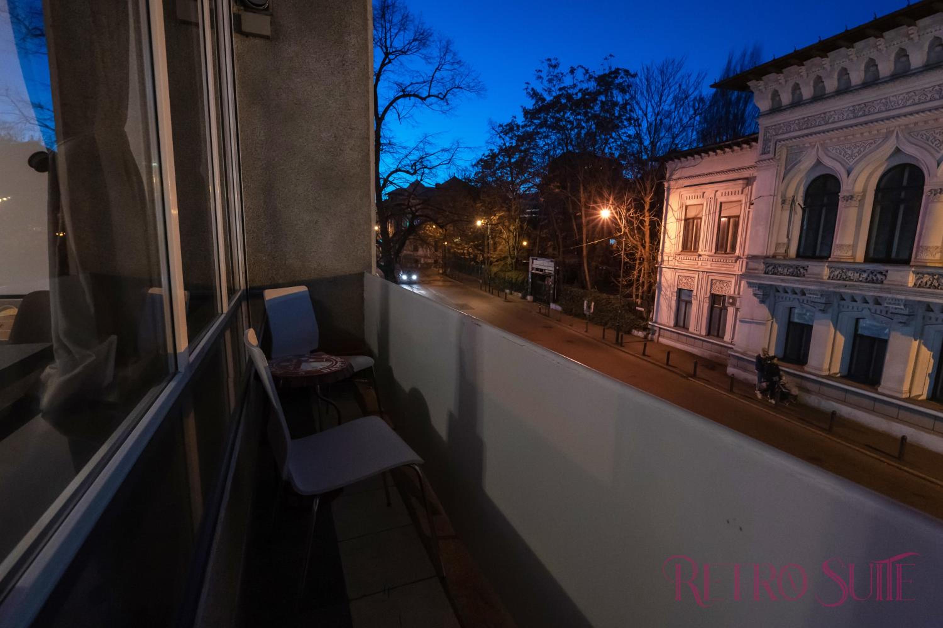 MAERA Suites Central