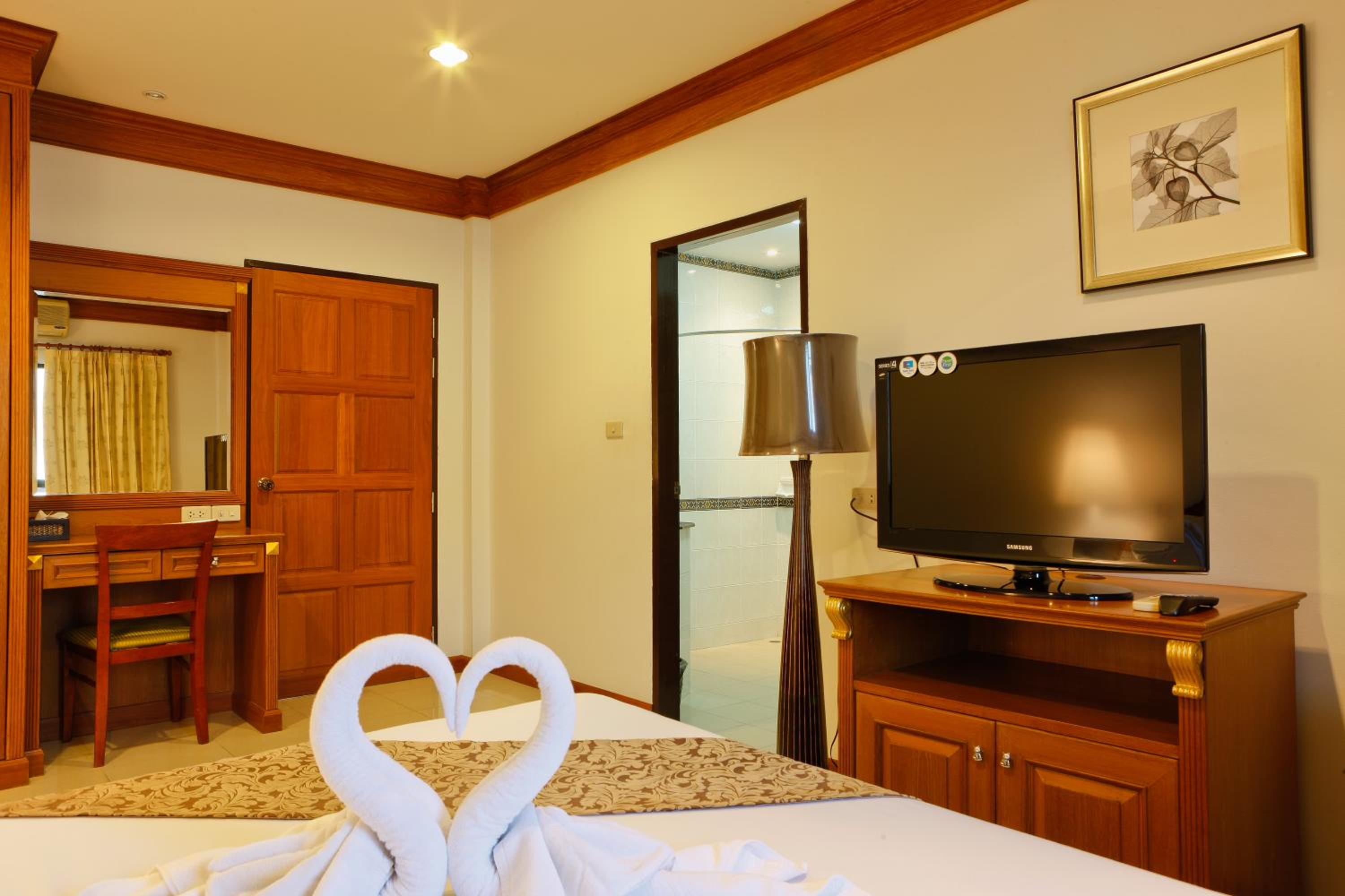 Inn House- SHA Extra Plus