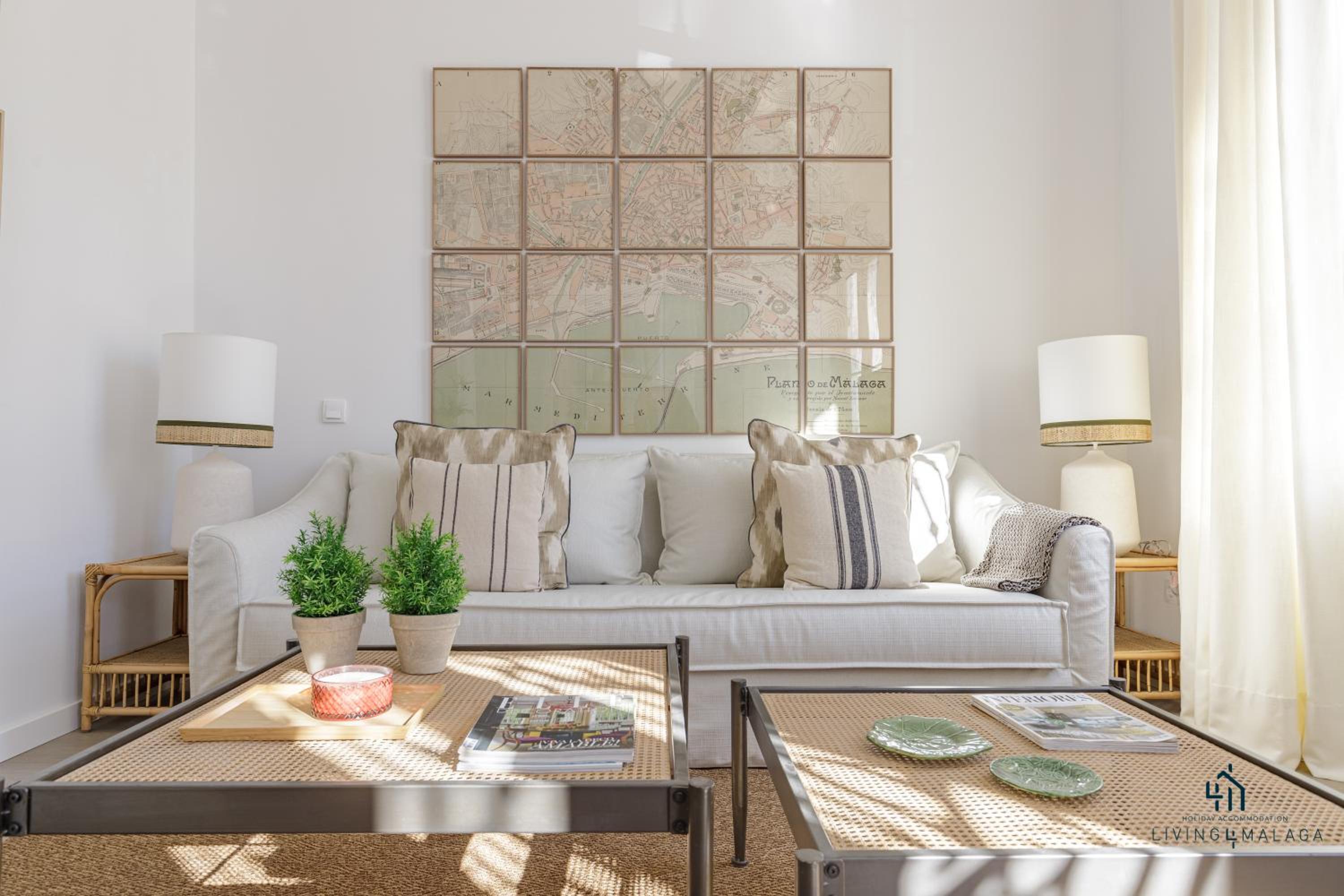 Bright Classic House Near La Malagueta REMS