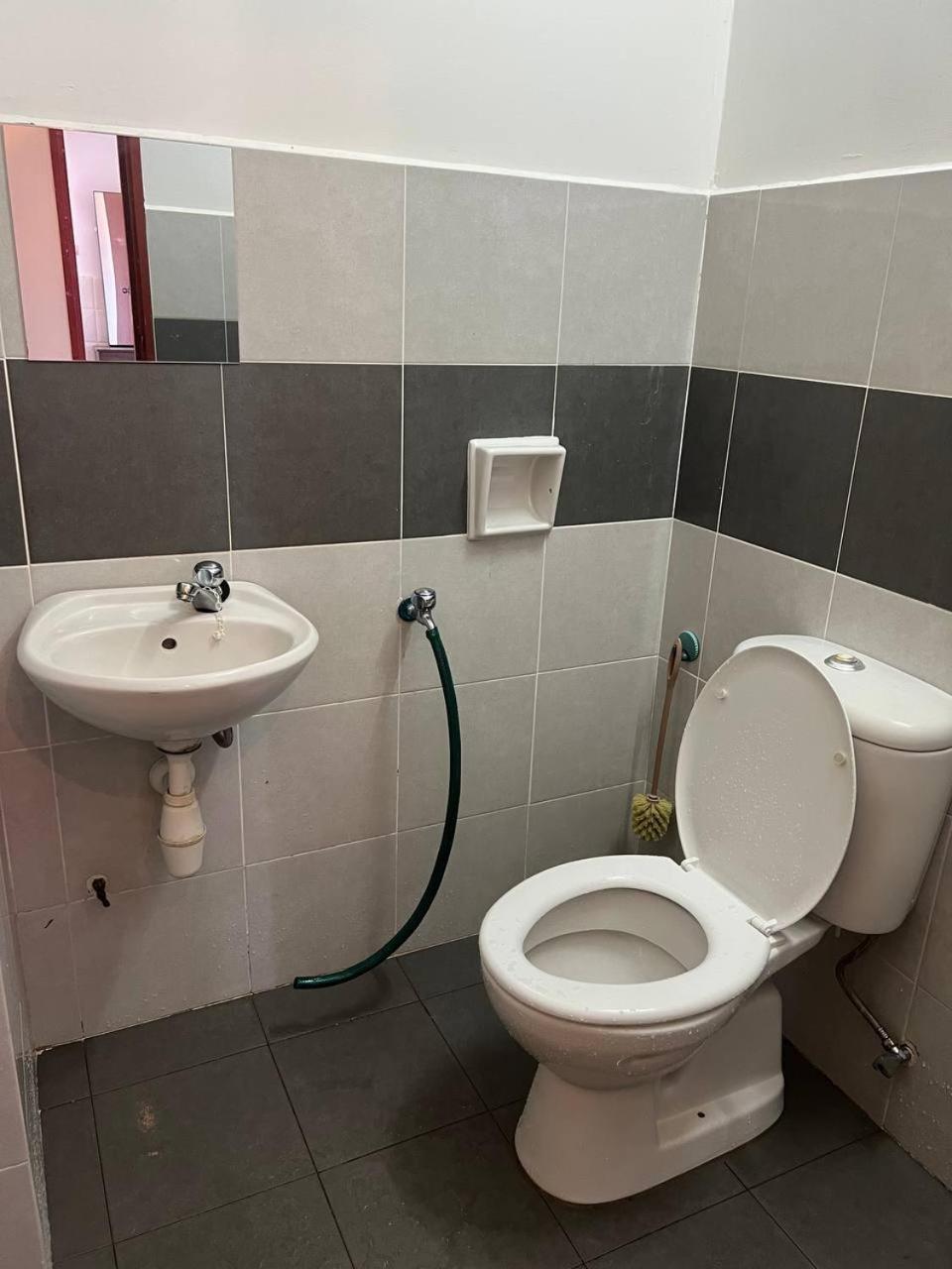 Homestay Kuala Terengganu Affan02 Dekat Pantai Batu Buruk