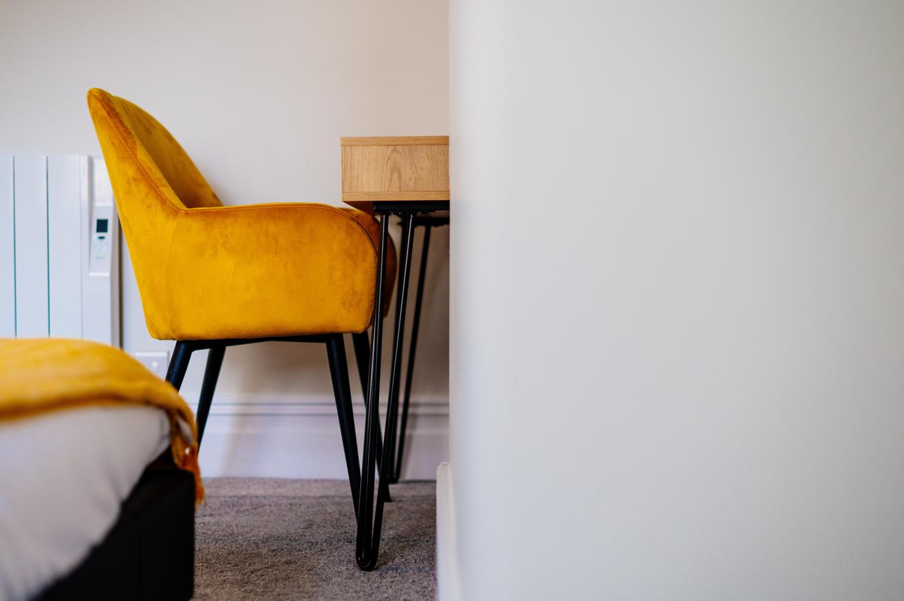 2-Bedroom Close to City Centre - Sleeps 6