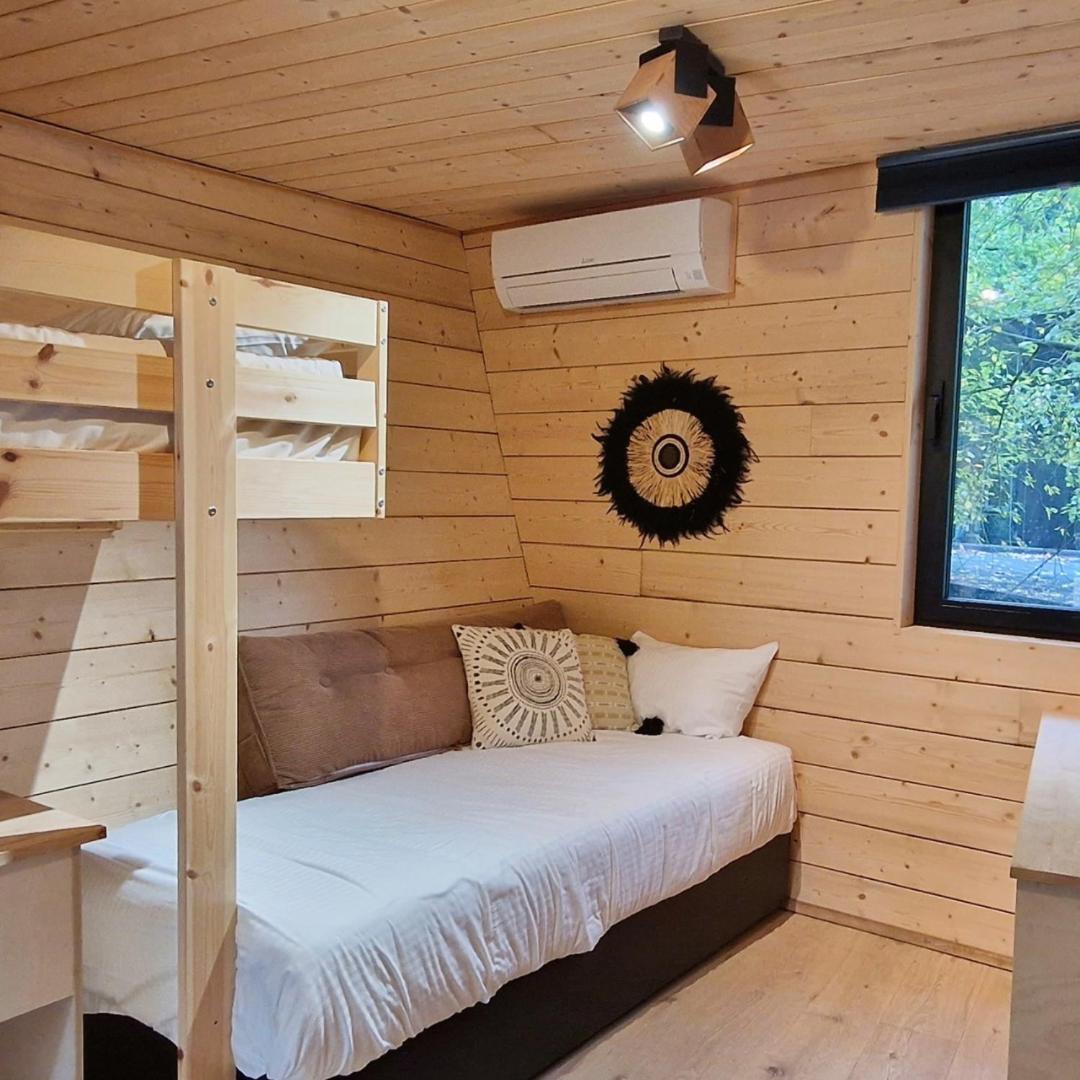 Utopia Village - Art & Nature Lodges