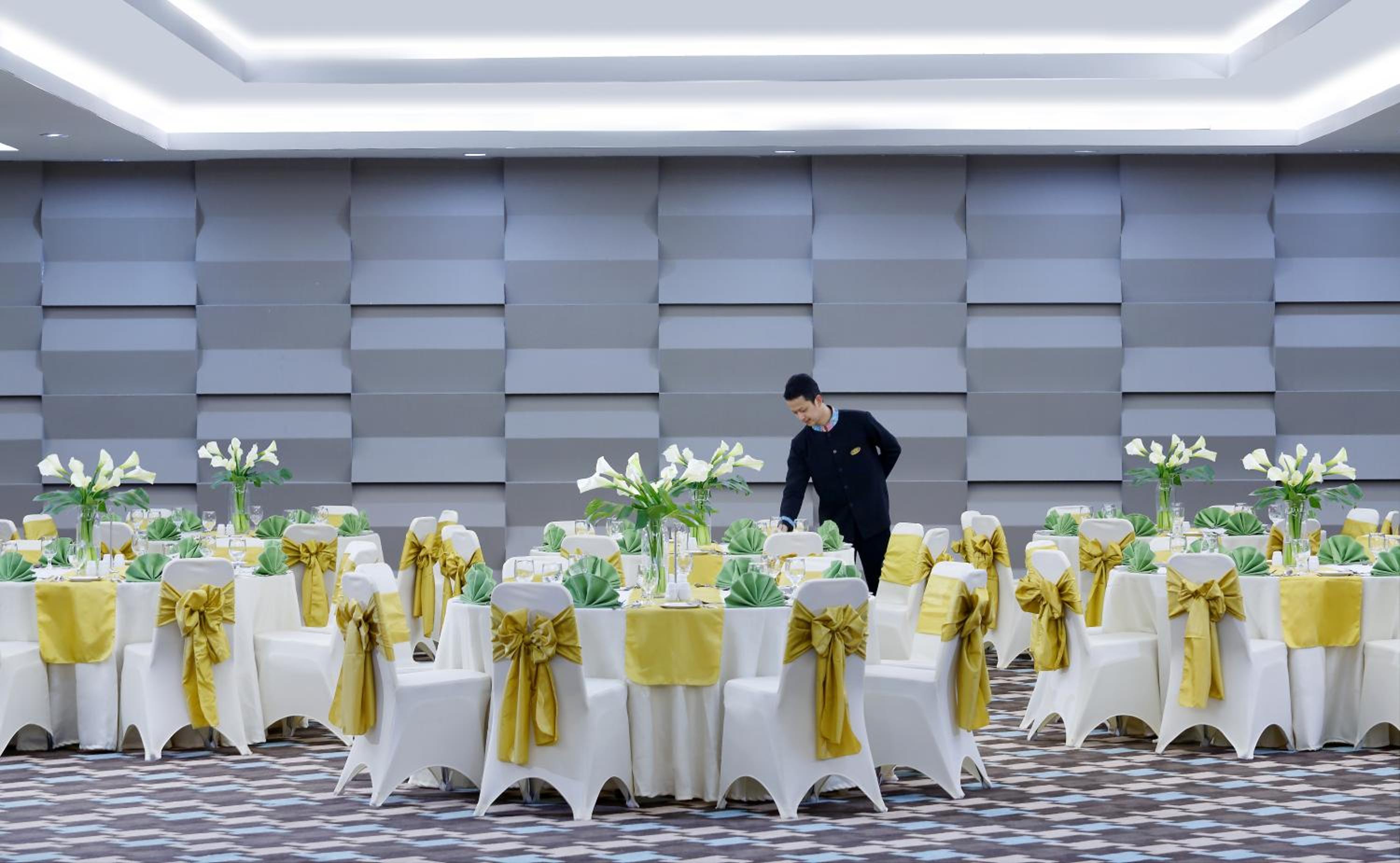 meeting & event spaces