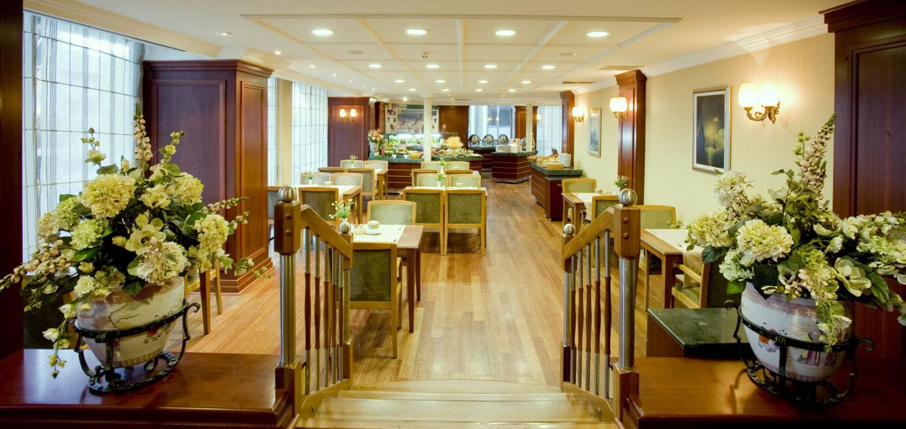 The Green Park Taksim - Image 6