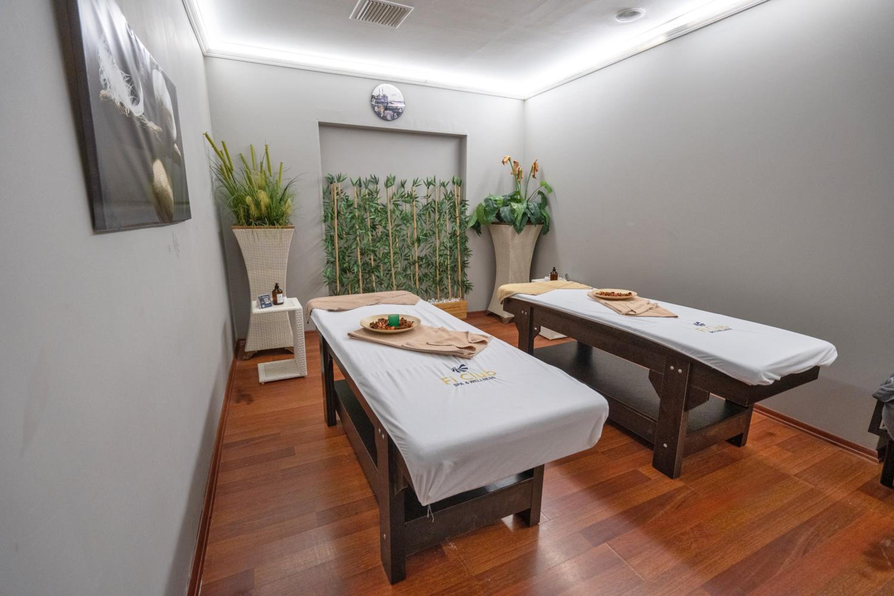 The Green Park Taksim - Image 14