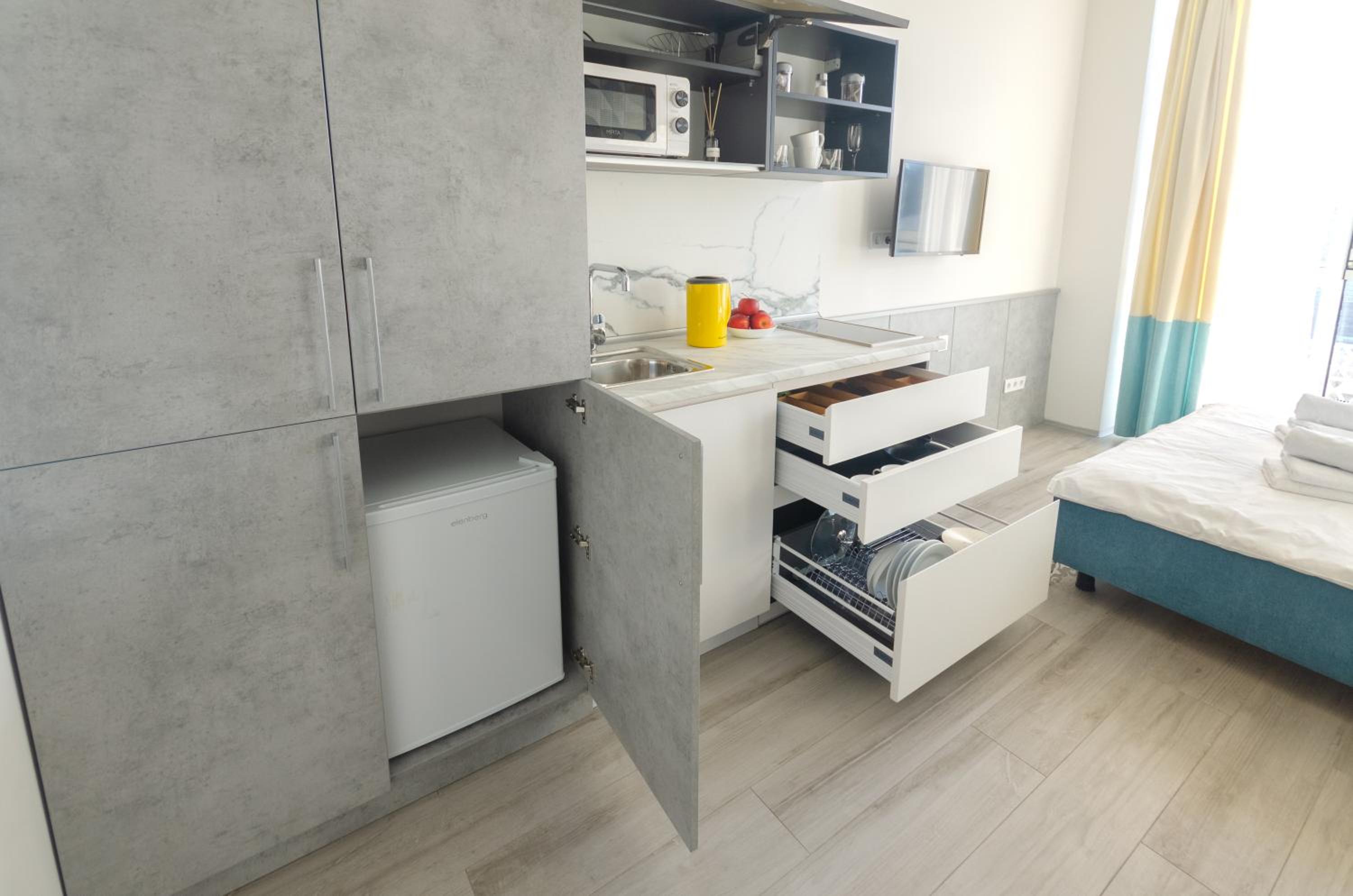 New Apartment near Railway Station 1A view 3