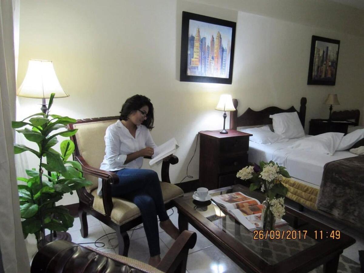 Hostal Santiago de Los Caballeros