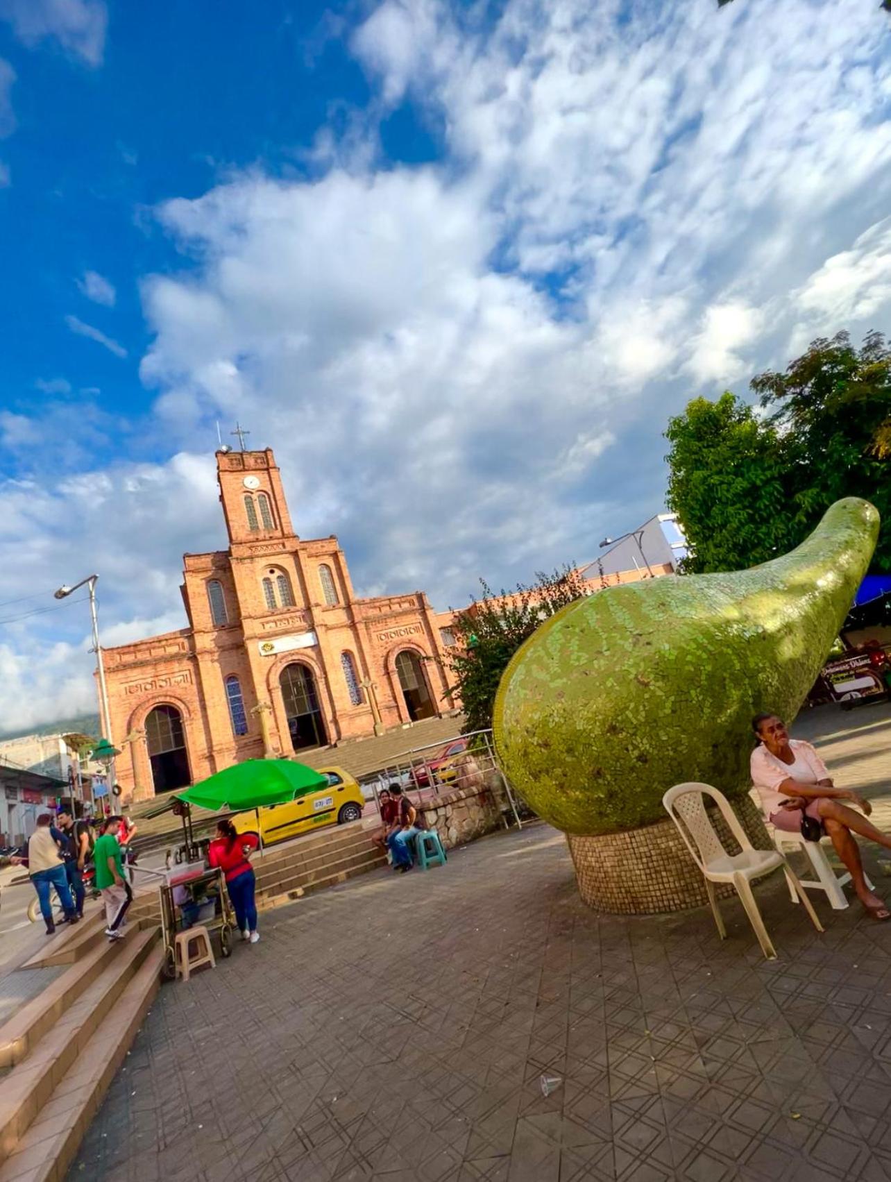 Casa rústica con terraza, en el corazón del pueblo