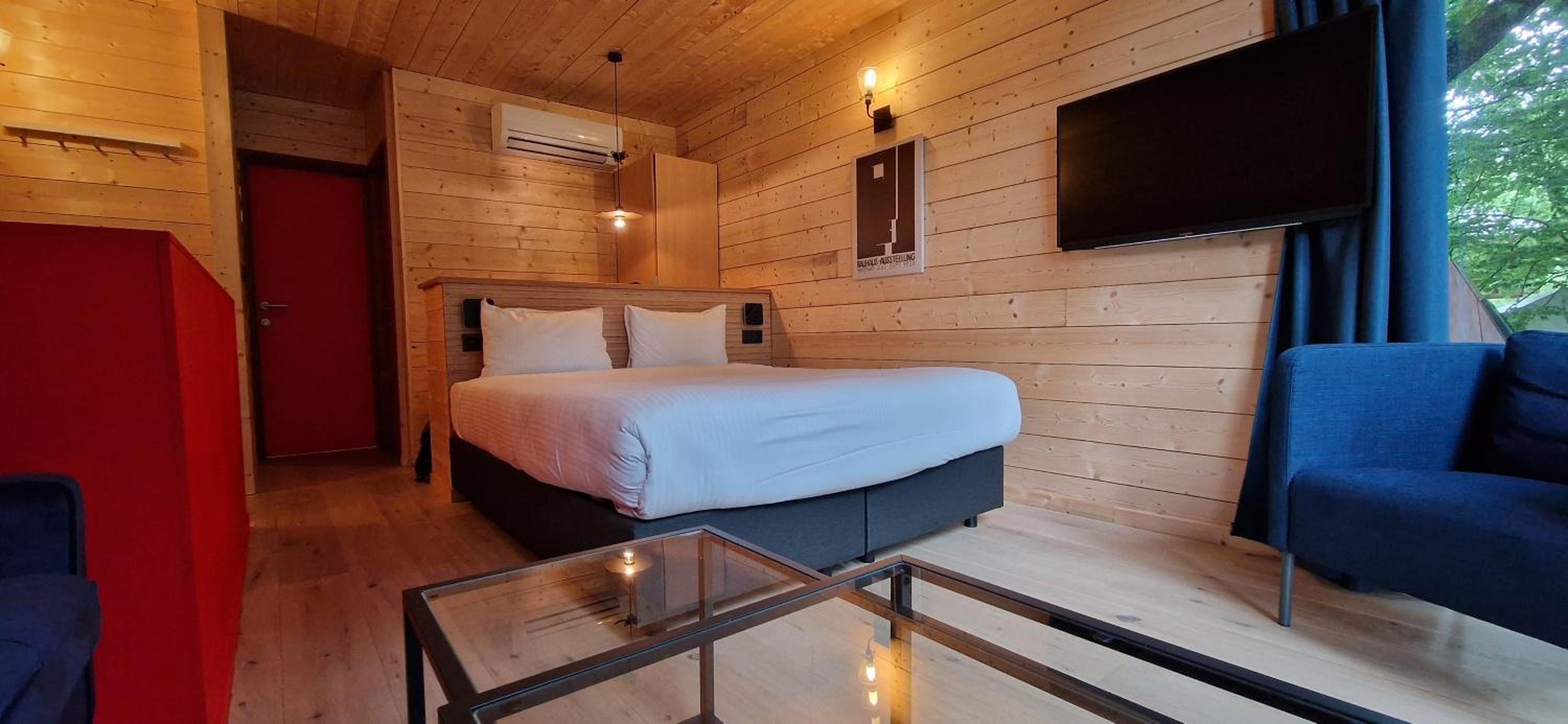 Utopia Village - Art & Nature Lodges