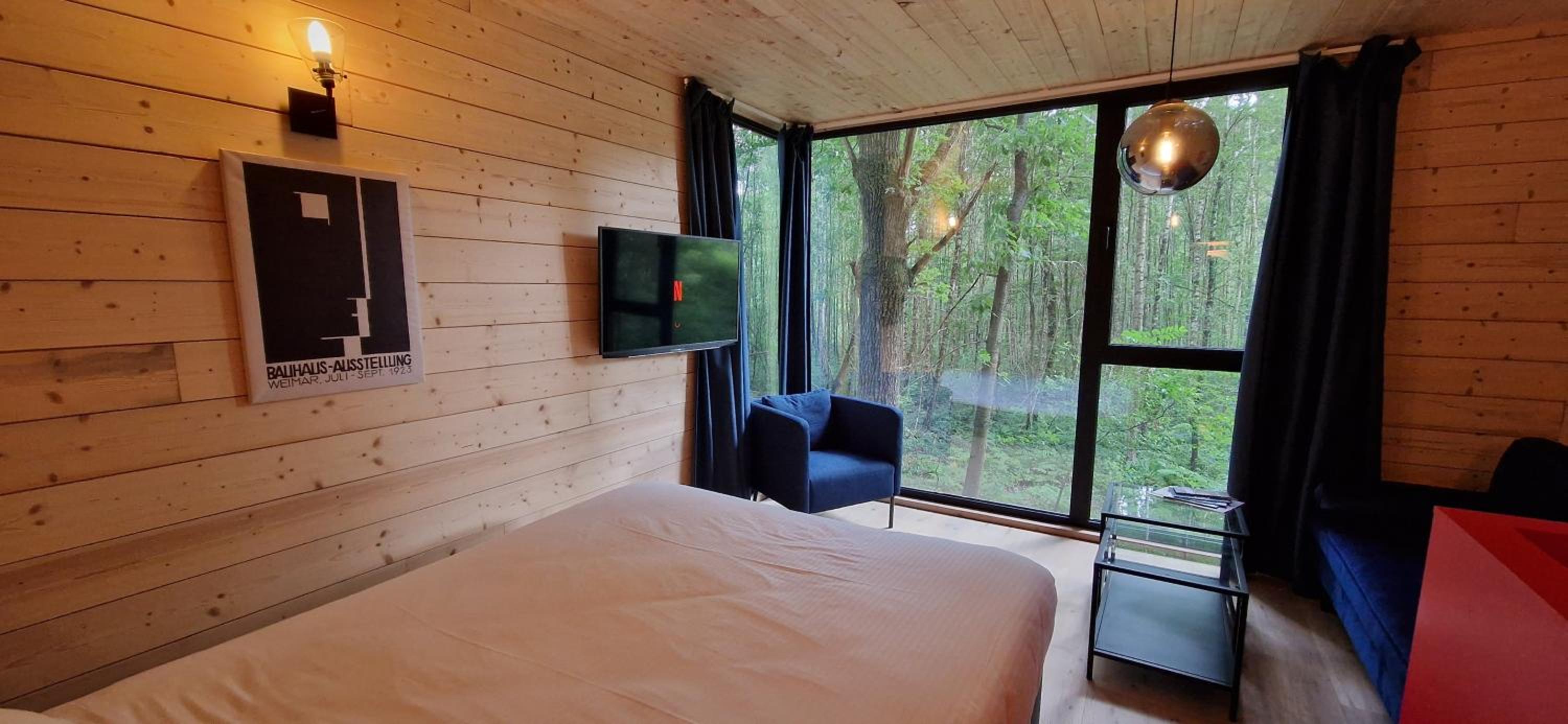 Utopia Village - Art & Nature Lodges