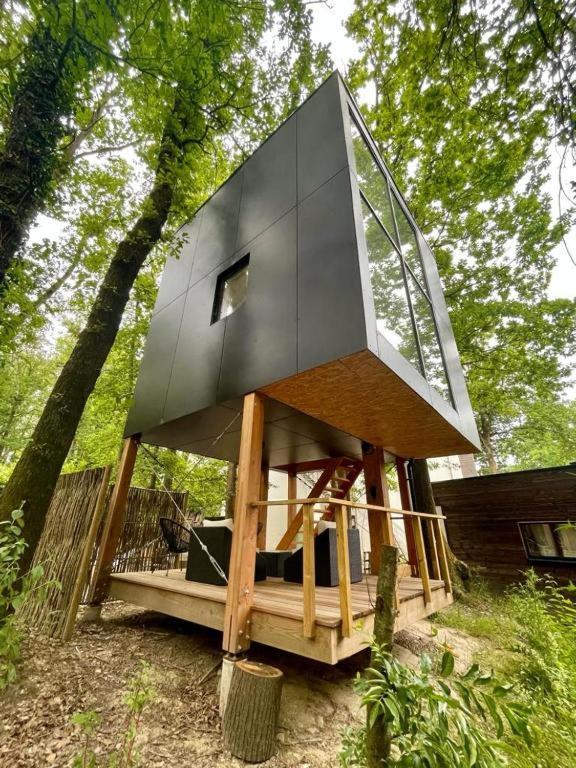 Utopia Village - Art & Nature Lodges