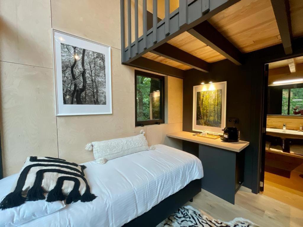 Utopia Village - Art & Nature Lodges