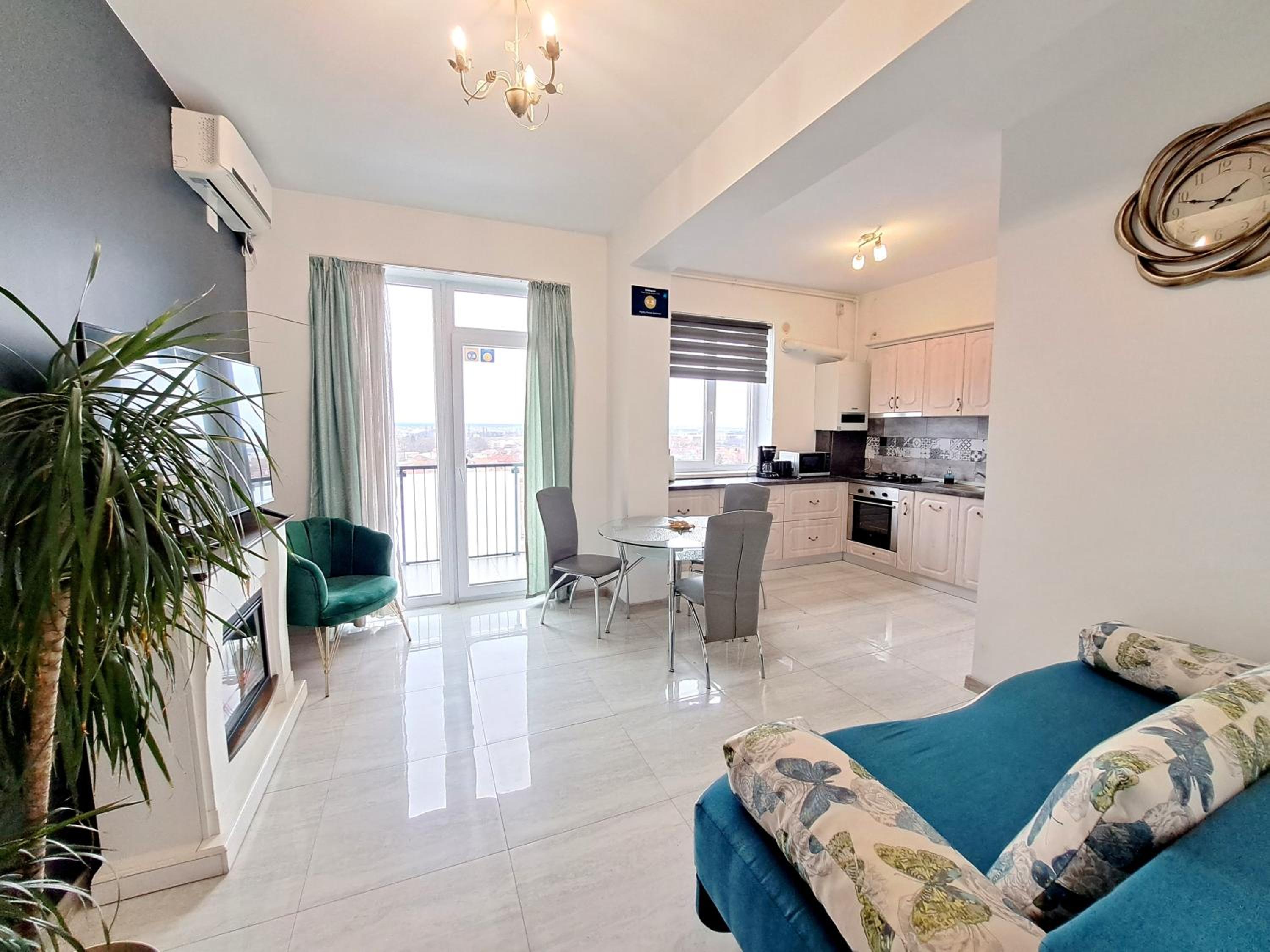 Highsky Oradea Apartments view 2