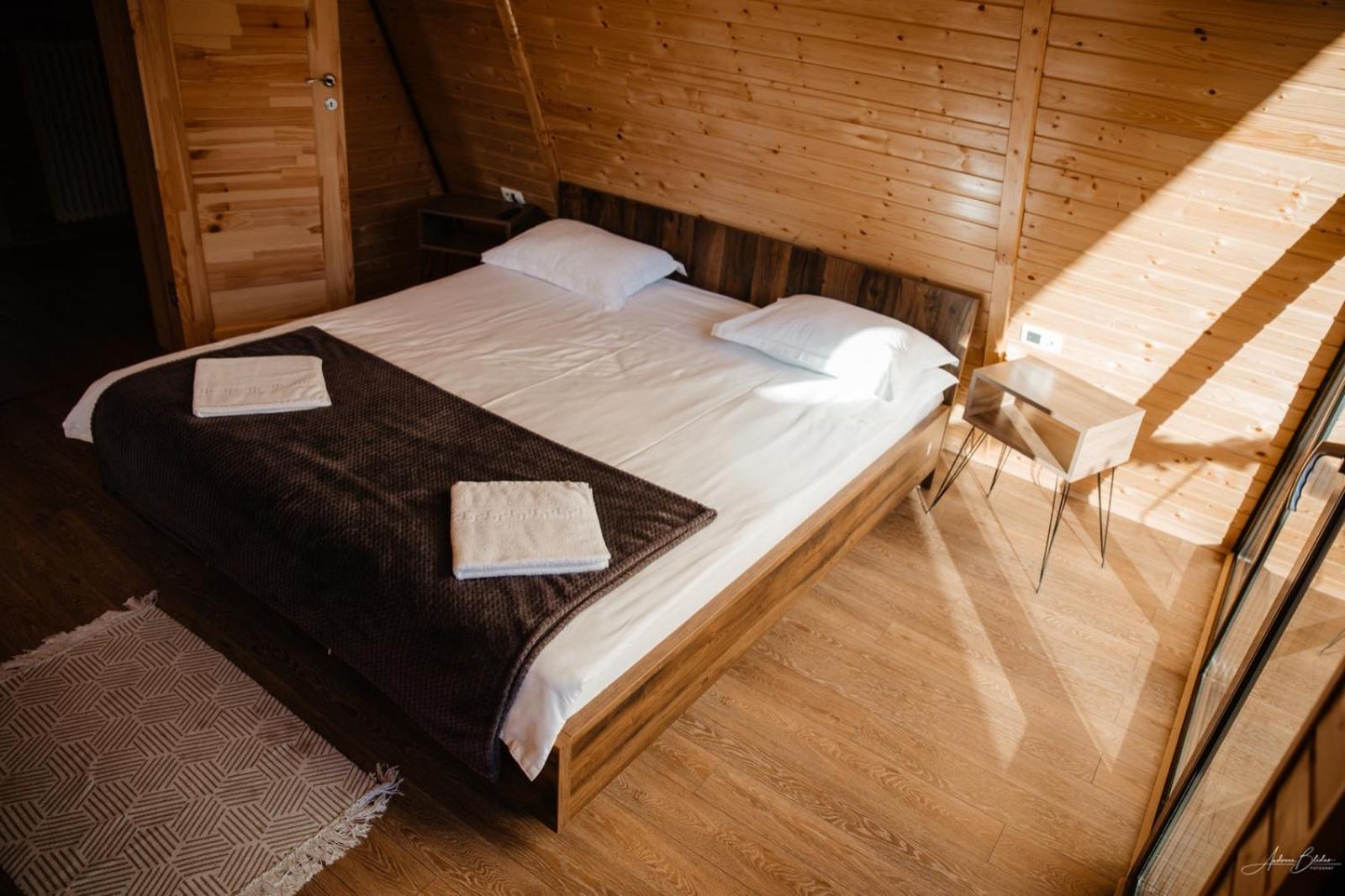 BucovinA-Retreat view 3
