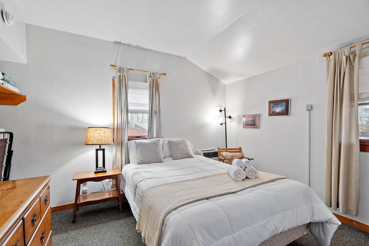 Sun Valley Cottages