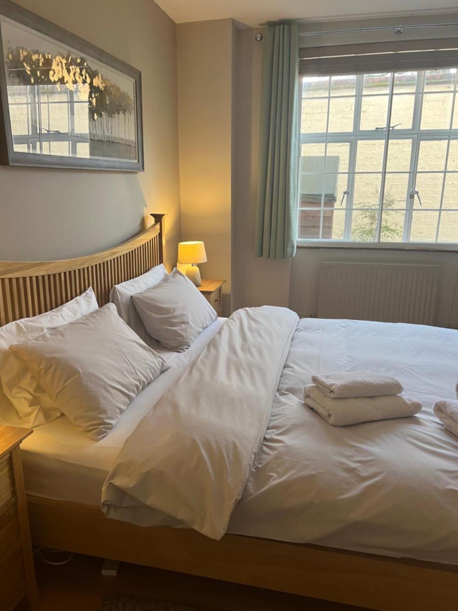 2 Bedroom Apartment just off Kings Road