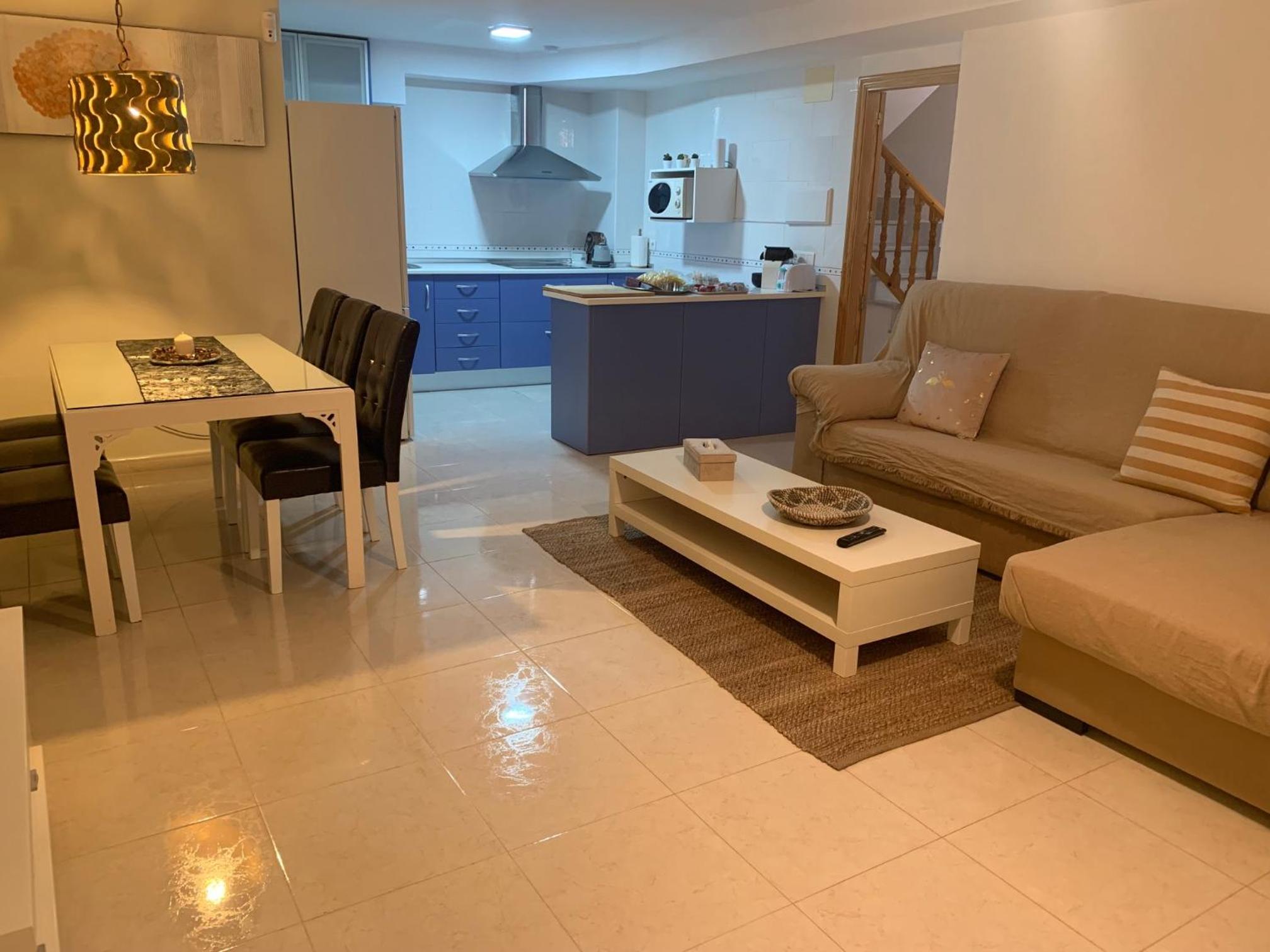 Agradable casa con piscina