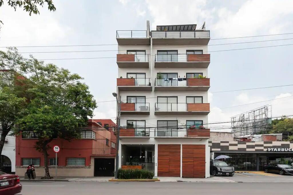 Moderno apt. en Col Roma — Mexico City