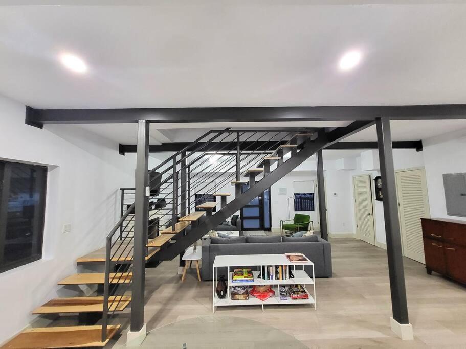 Rockland Villa - Huge in the epicenter of Miami