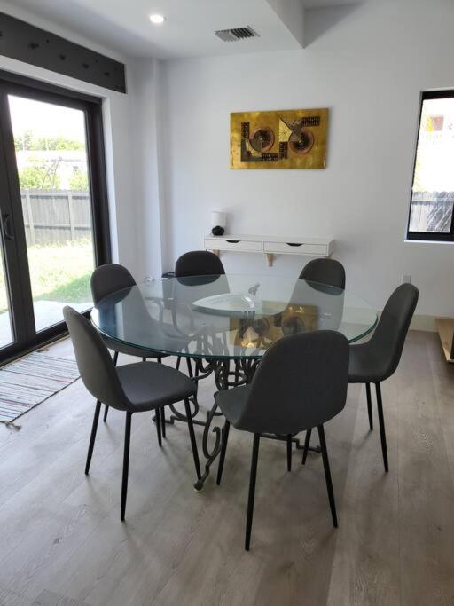 Rockland Villa - Huge in the epicenter of Miami