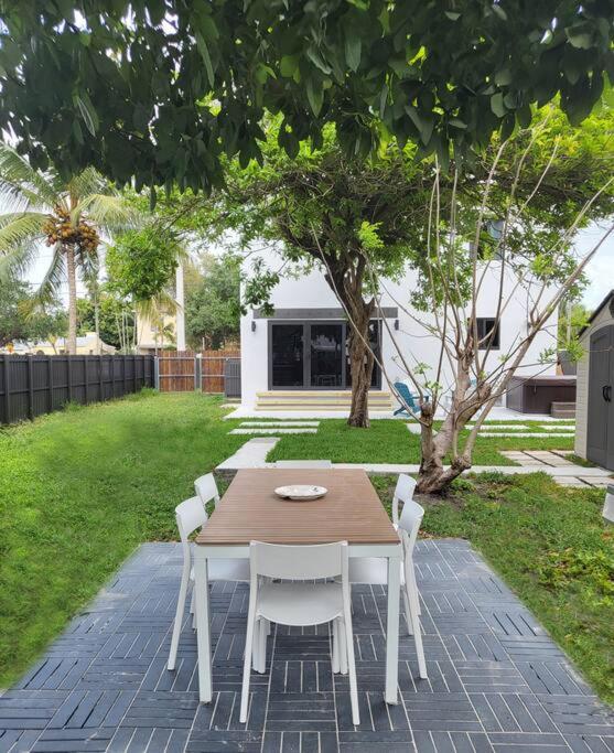 Rockland Villa - Huge in the epicenter of Miami
