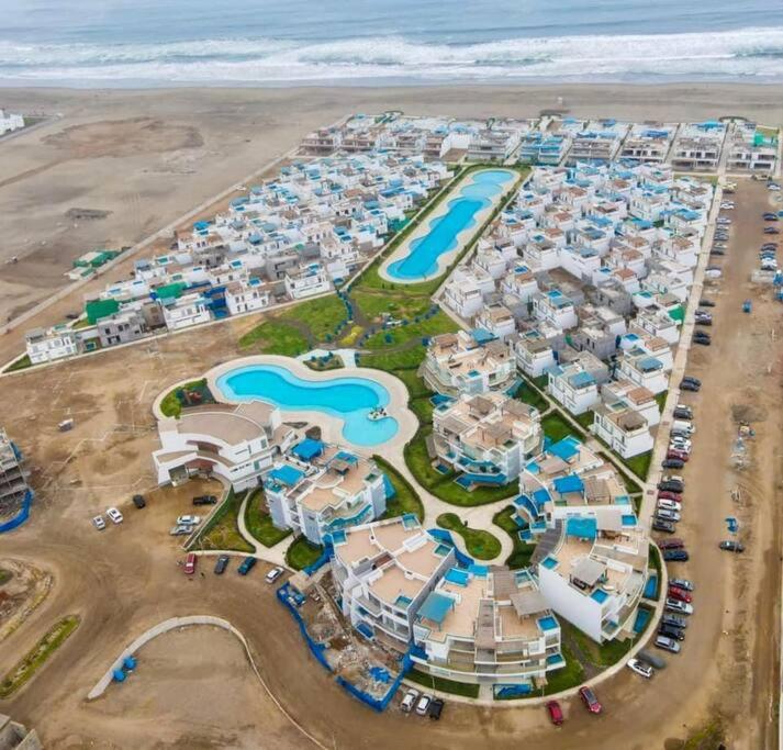 Moderno Departamento con Piscina y Parrilla, 3 min de la playa, Asia view 2