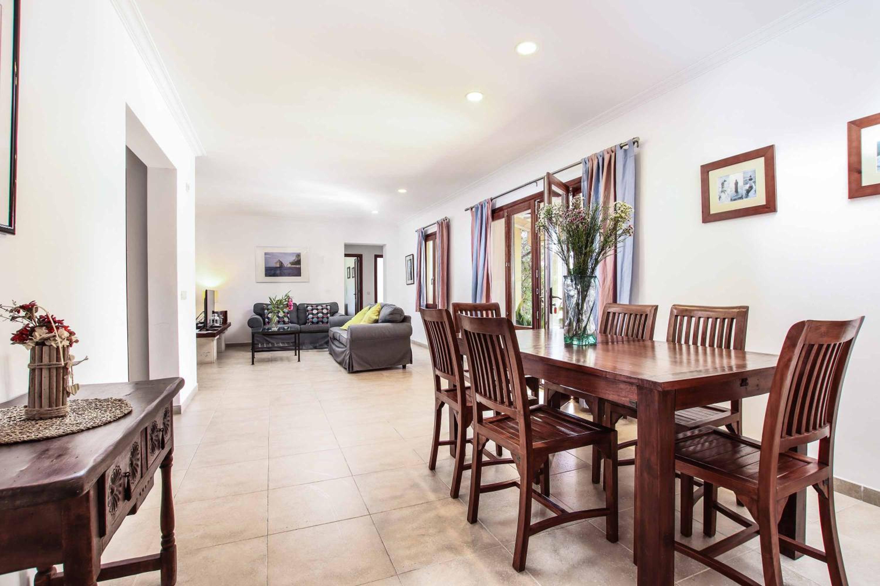 Villa Mares