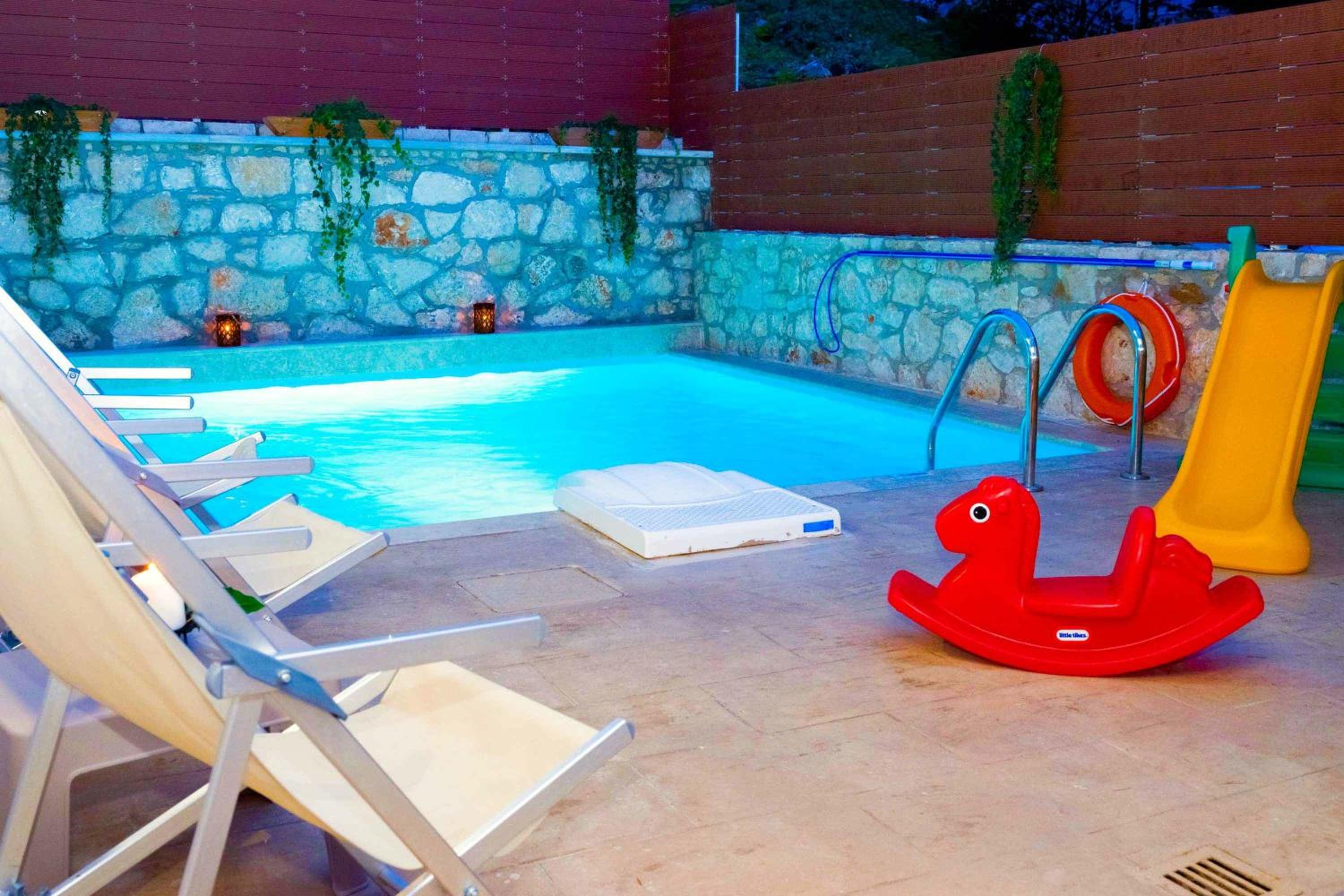 Villa Thalassa Skaleta view 2