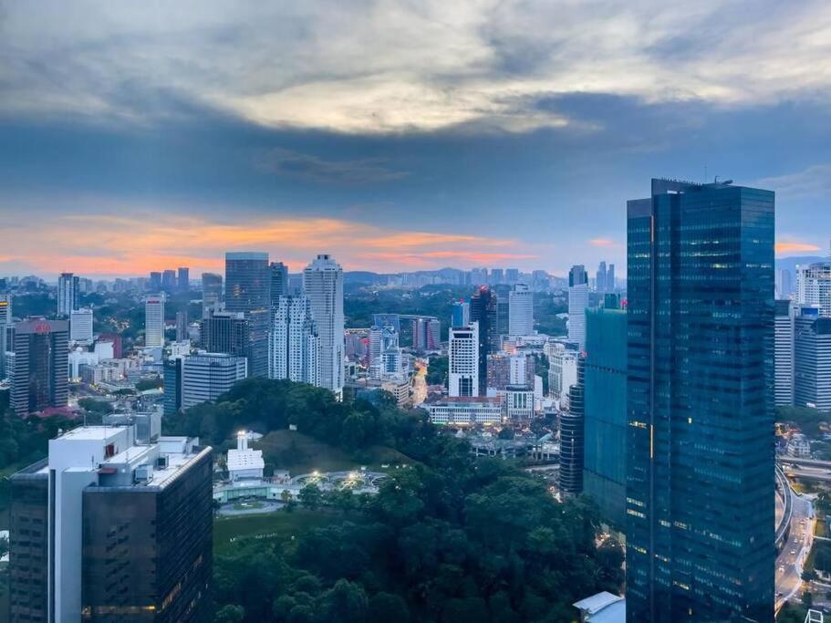The Luxury Penthouses KLCC Petronas Twin tower Kuala Lumpur