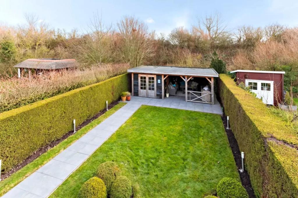 Vakantiehuis met Luxe Tuin dichtbij het strand view 3