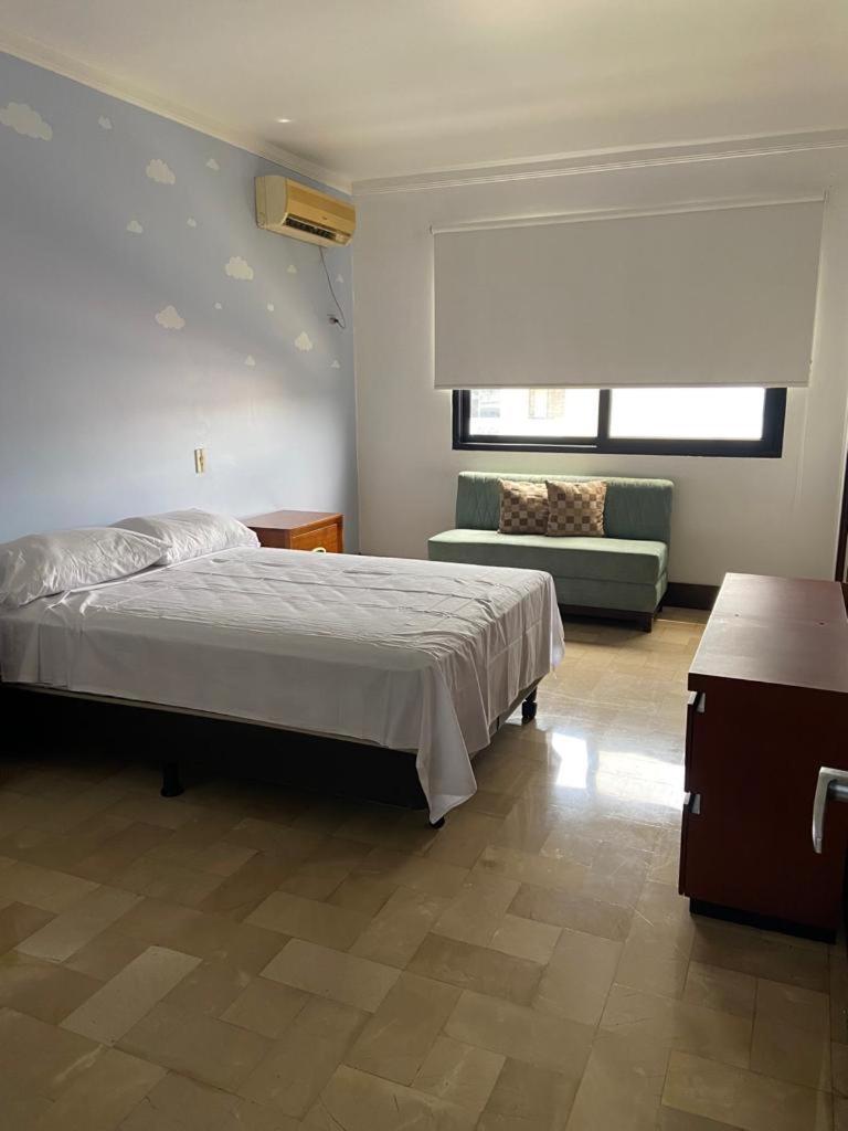 Departamento de 2 pisos Kennedy Vieja view 4