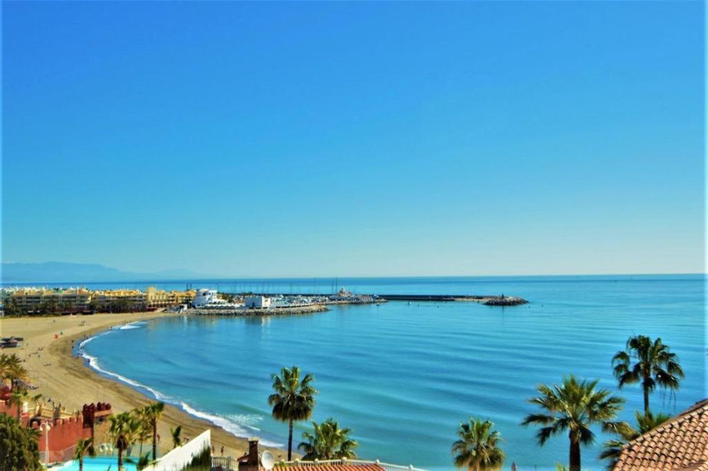 Benalmadena Beach Apartamento con Vistas al mar y Parking Privado Incluido
