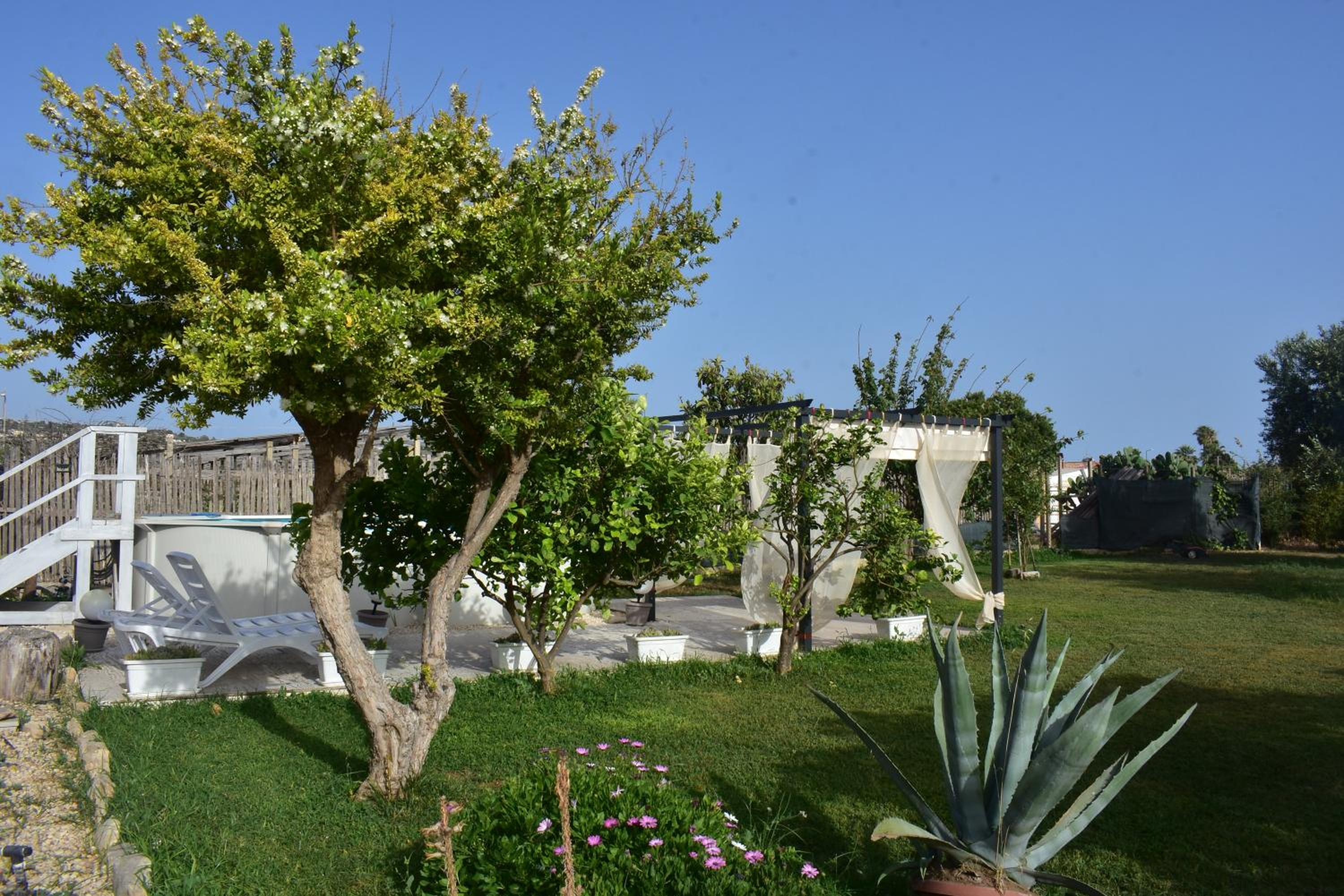 Villa Giummarito B & B