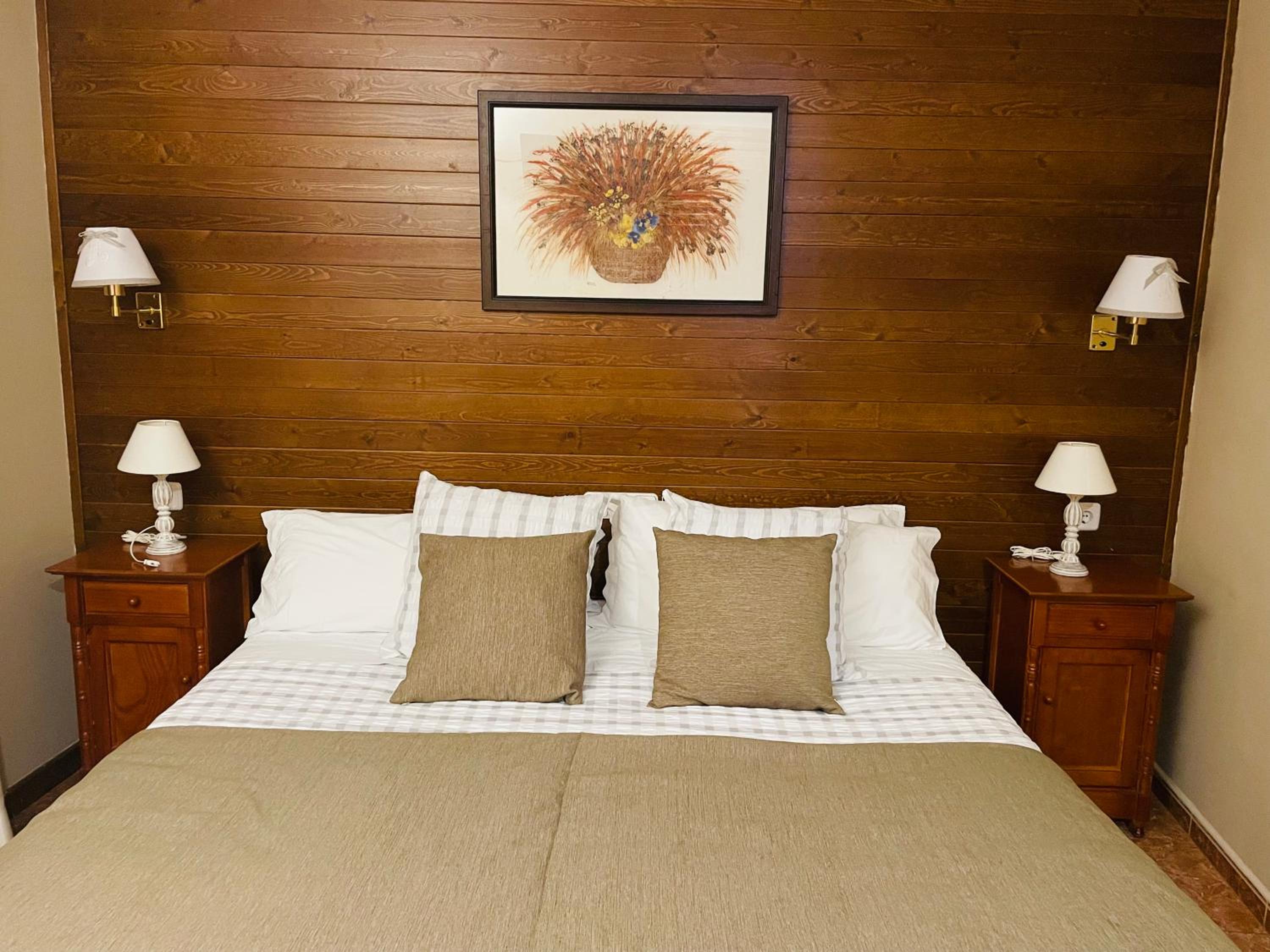 Hostal Escuils