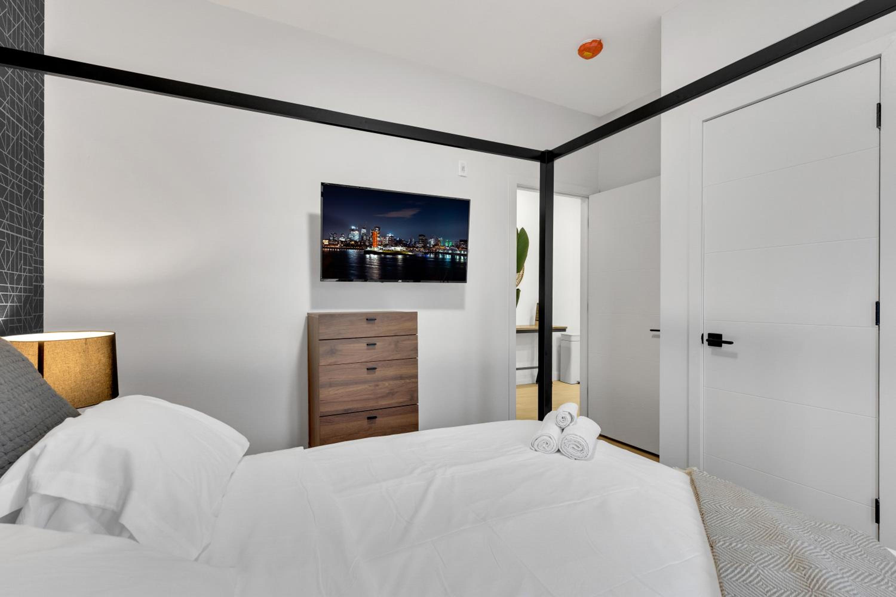 Foto 45 de 109 de Deluxe Suites Downtown Montreal