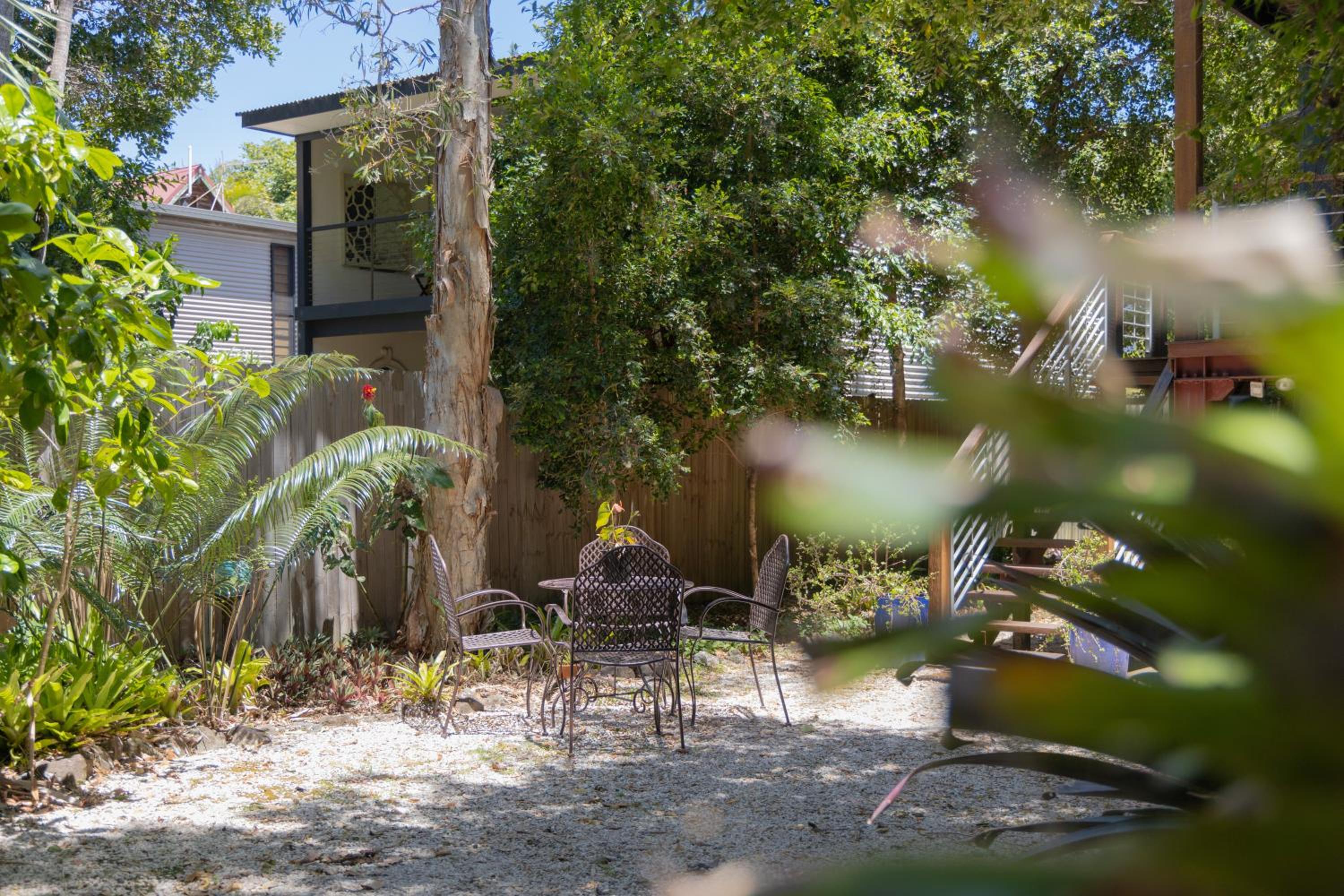 Dreamtime Belongil - house opposite the beach