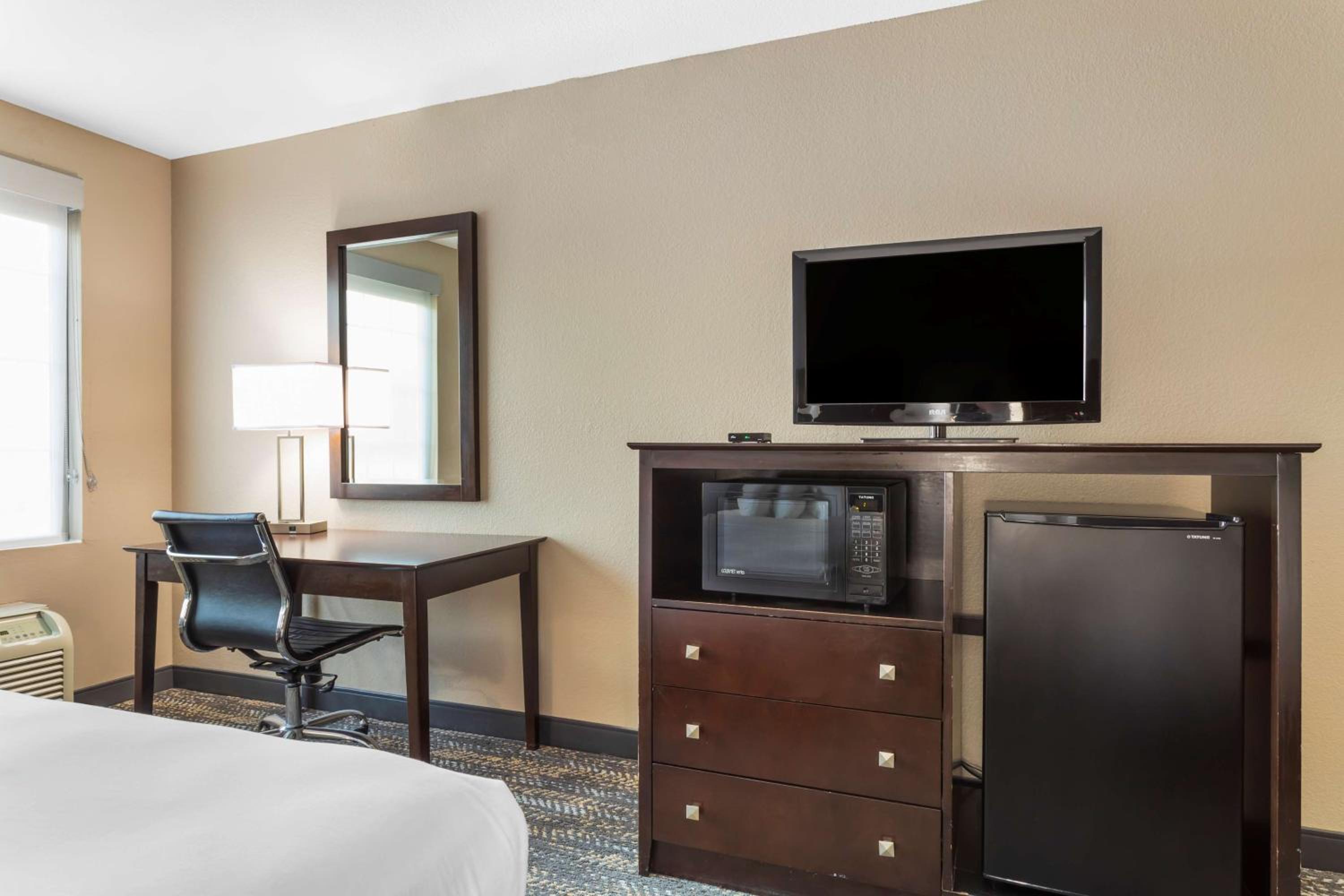 Natchitoches Vacations - Best Western Natchitoches Inn - Property Image 1