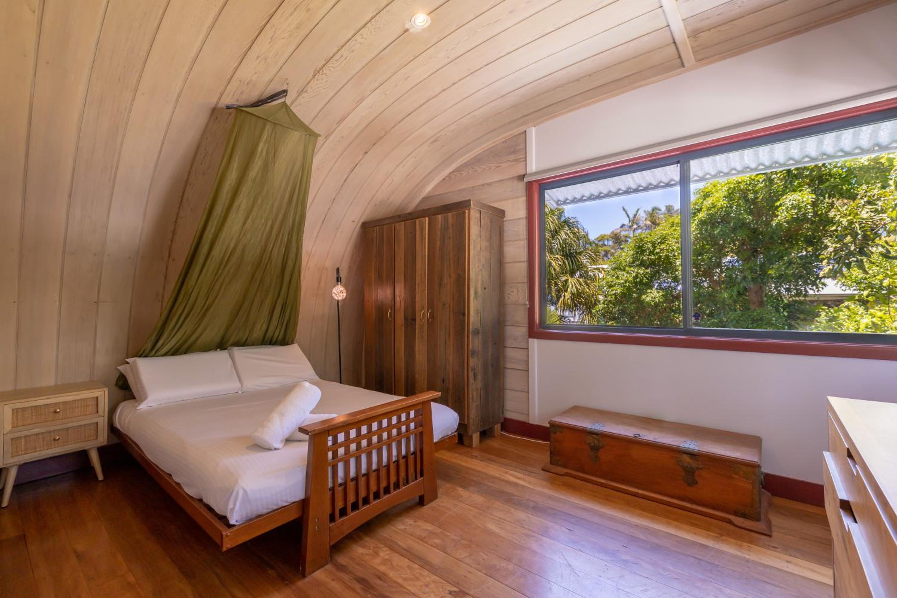 Dreamtime Belongil - house opposite the beach