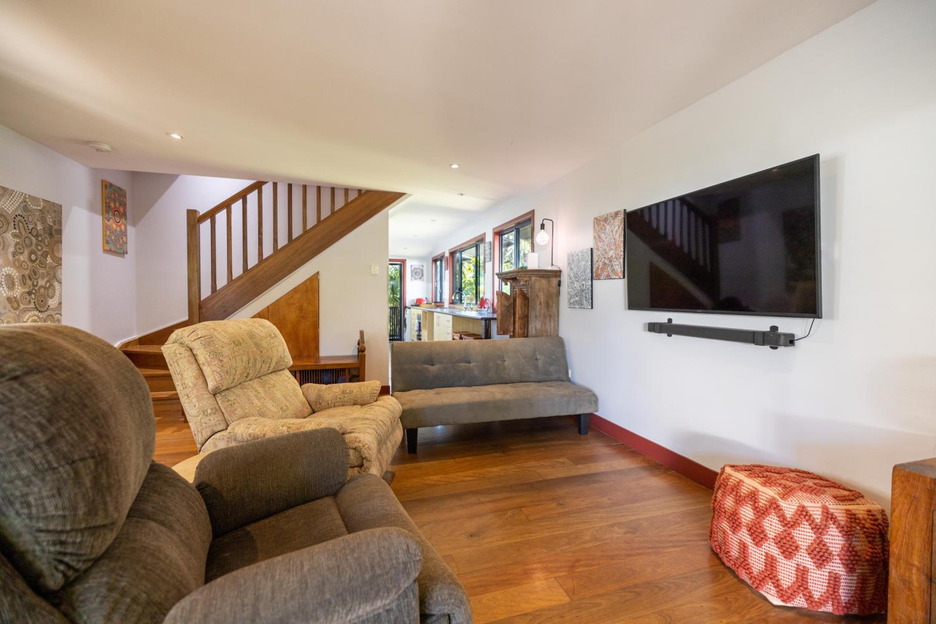 Dreamtime Belongil - house opposite the beach