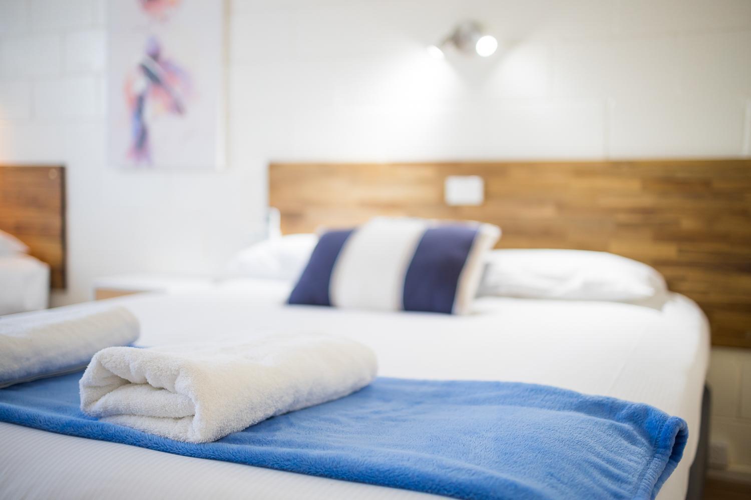 Plainsman Motel