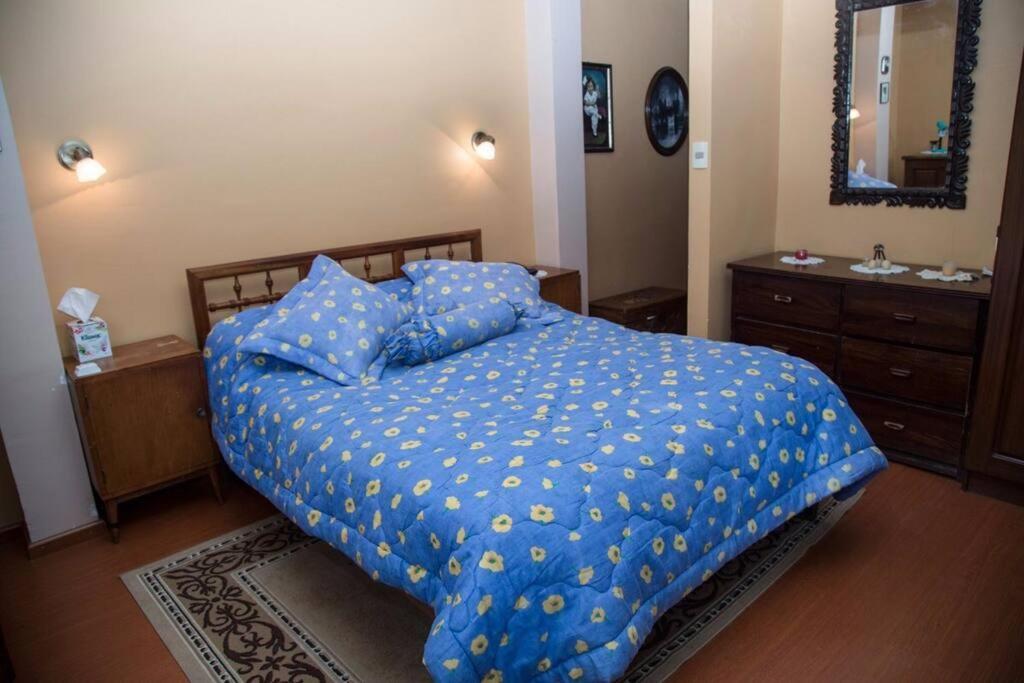 Comfortable & Sunny House in La Paz