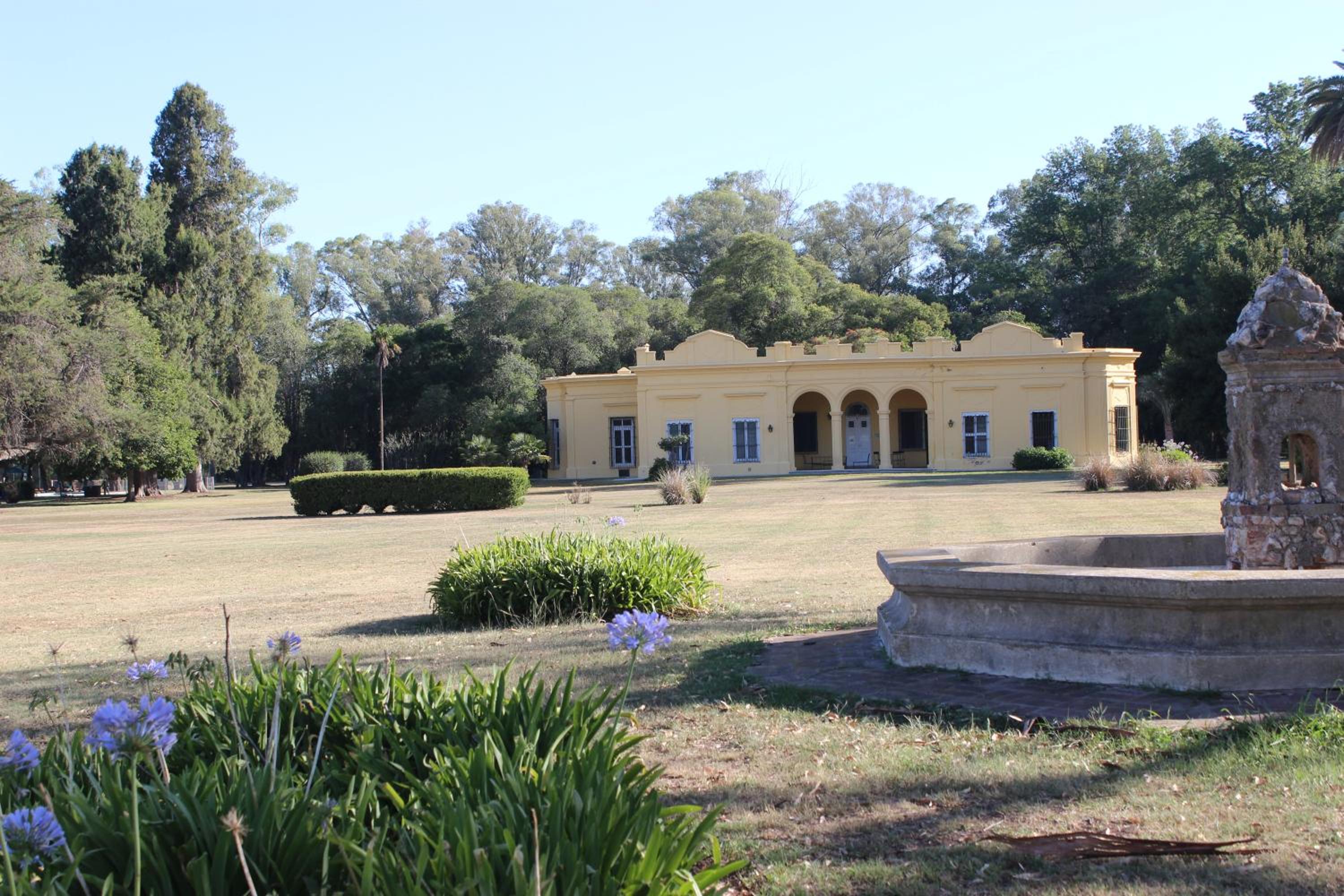 Chacra Las Lilas Casa de campo Farm House Lujan Buenos Aires