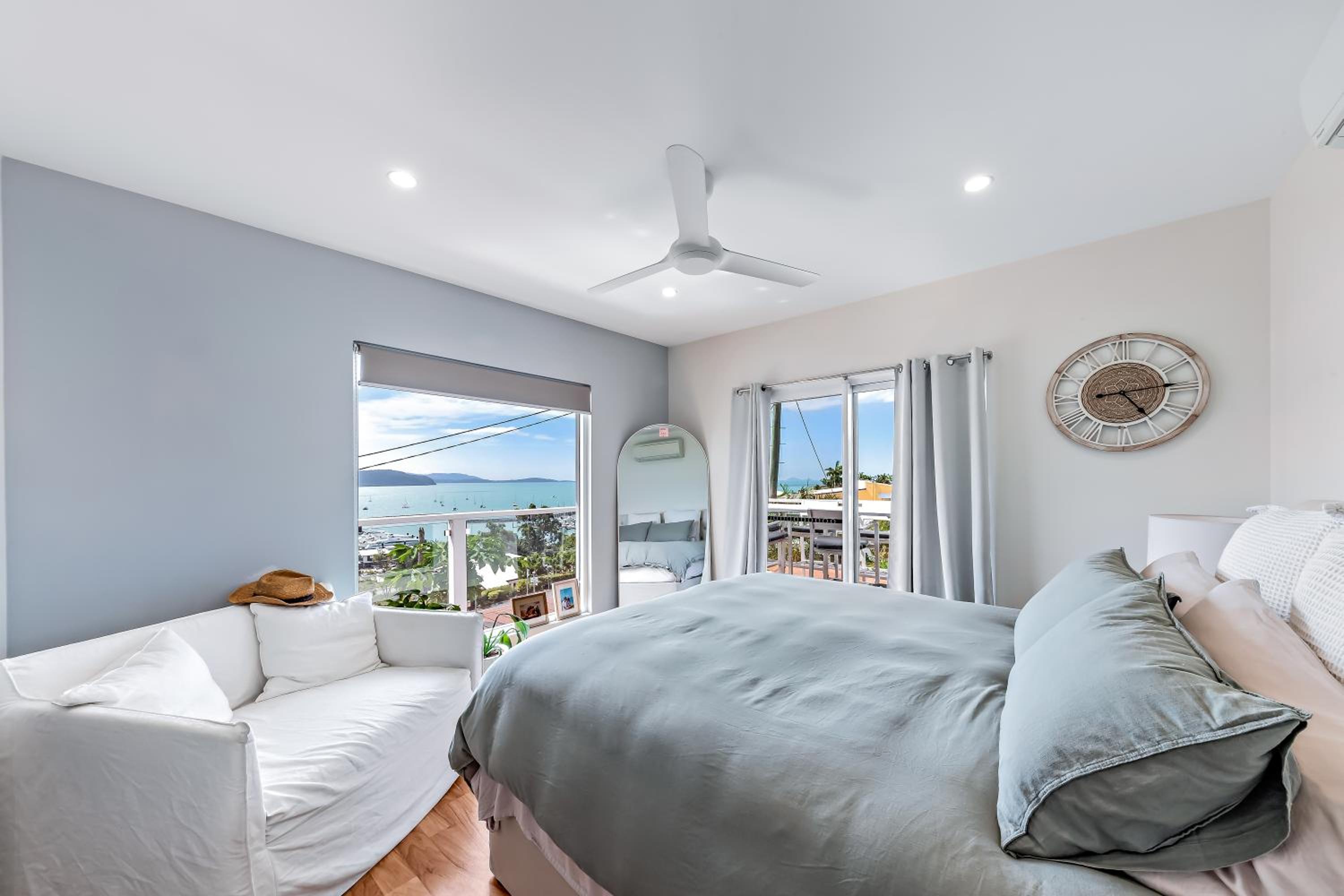 Nautical Views - Airlie Beach