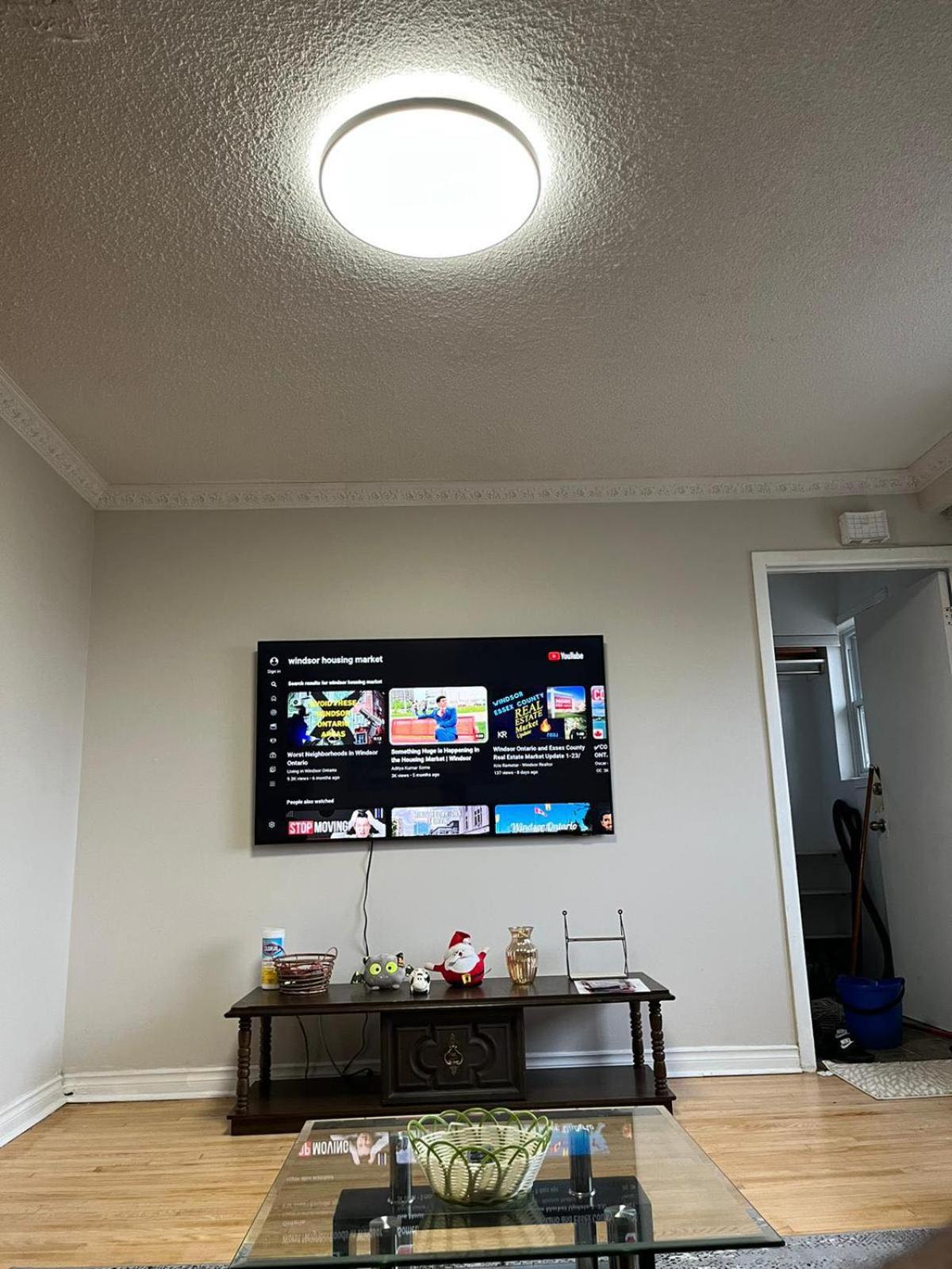 Full Privacy House with Free Parkrings