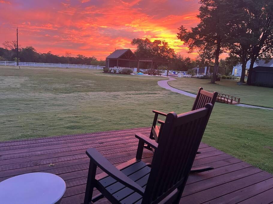 Beautiful 3BR Stay on Stunning farm - Near Round Top