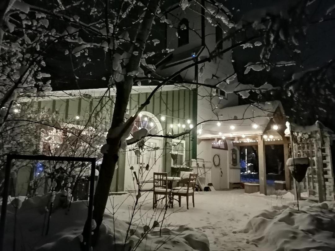 Rosedale Chapel Bed and Breakfast